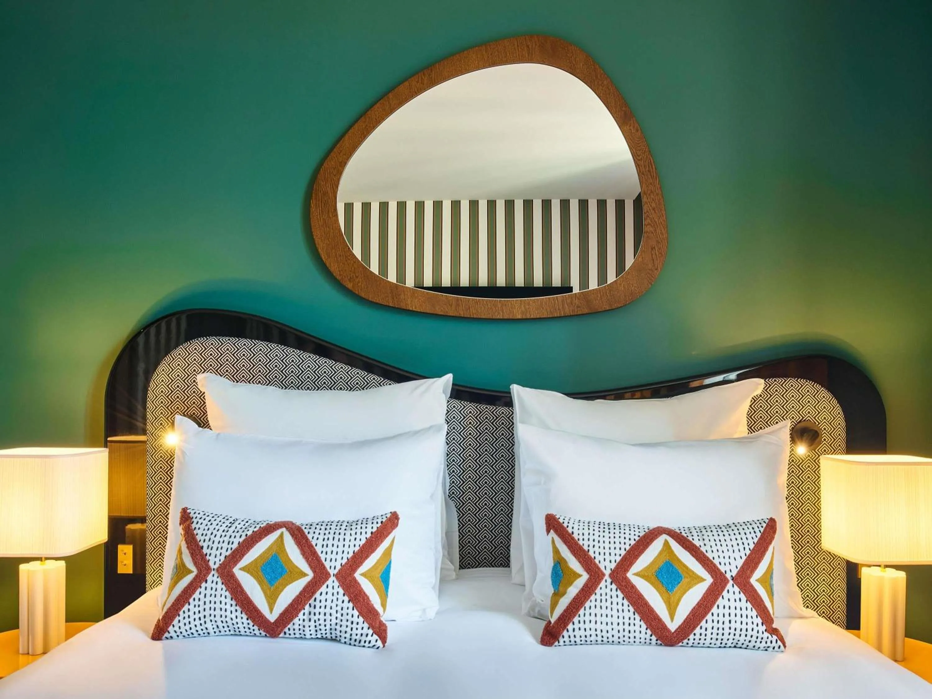 Bedroom, Bed in Mercure Paris Butte Montmartre Basilique