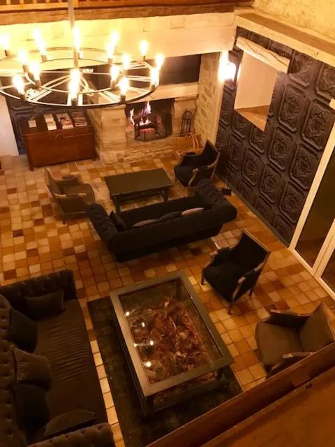 Game Room in Castel Damandre - Demeures & Châteaux