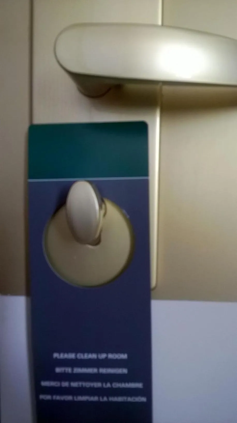 Shower in Le Pavillon de Rouen