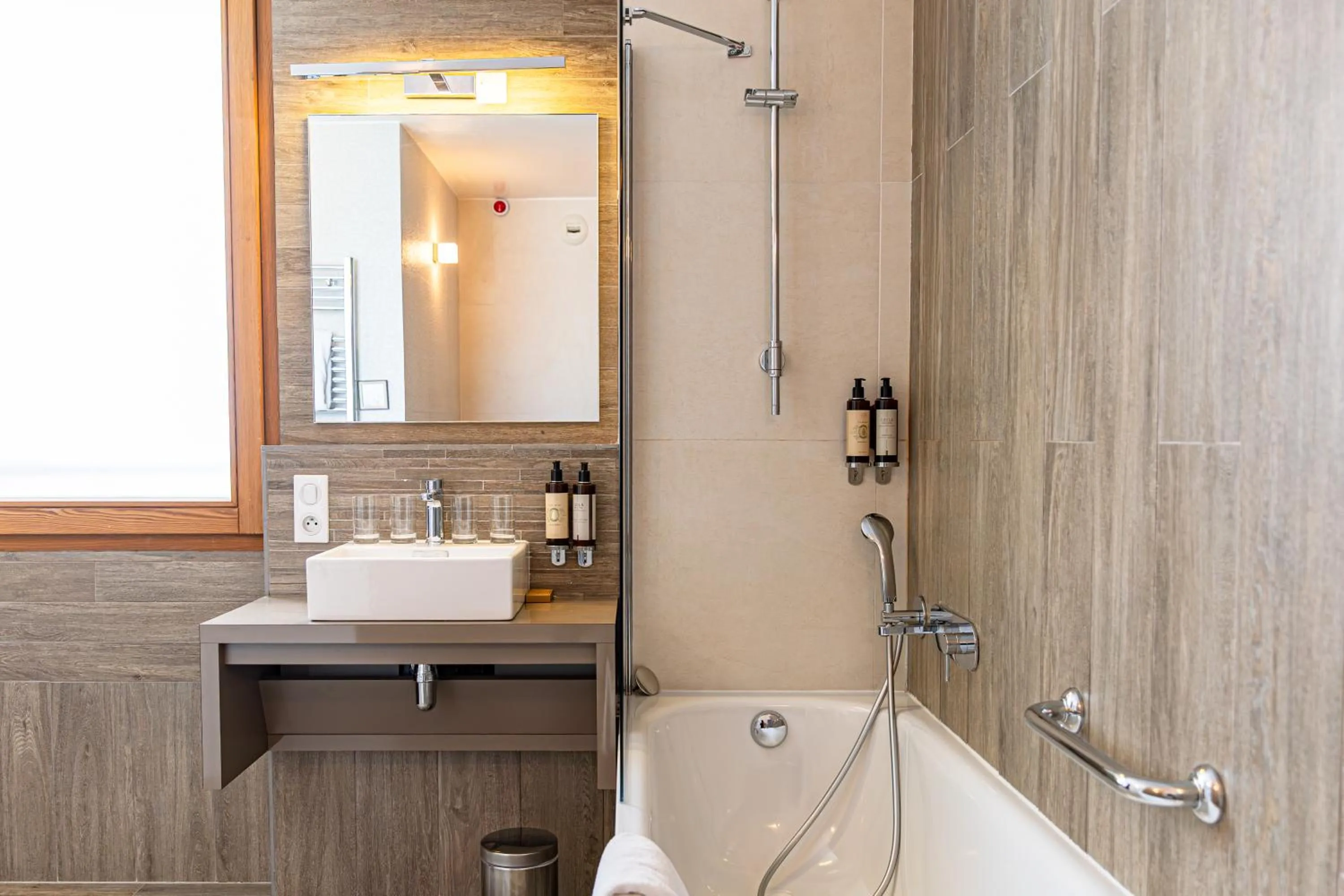 Bathroom in Le Grand Aigle Hotel & Spa****