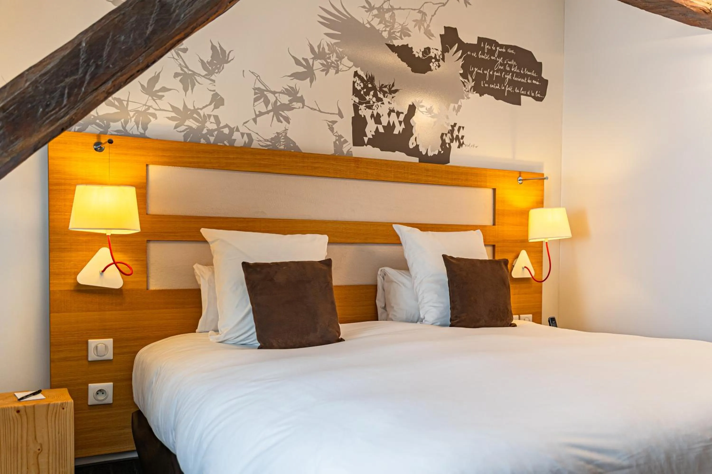 Bed in Le Grand Aigle Hotel & Spa****