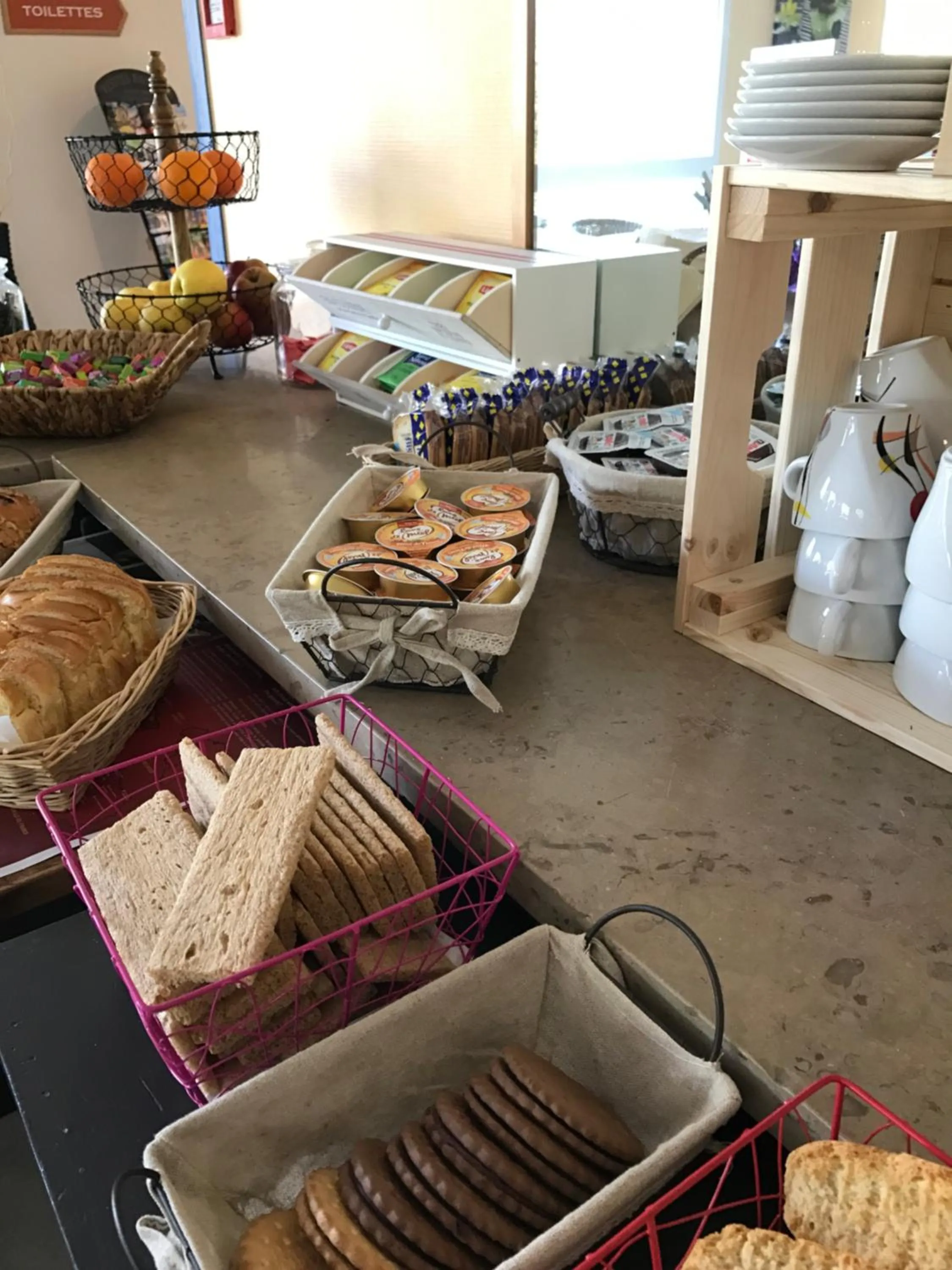 Food and drinks in Kyriad Direct Agen