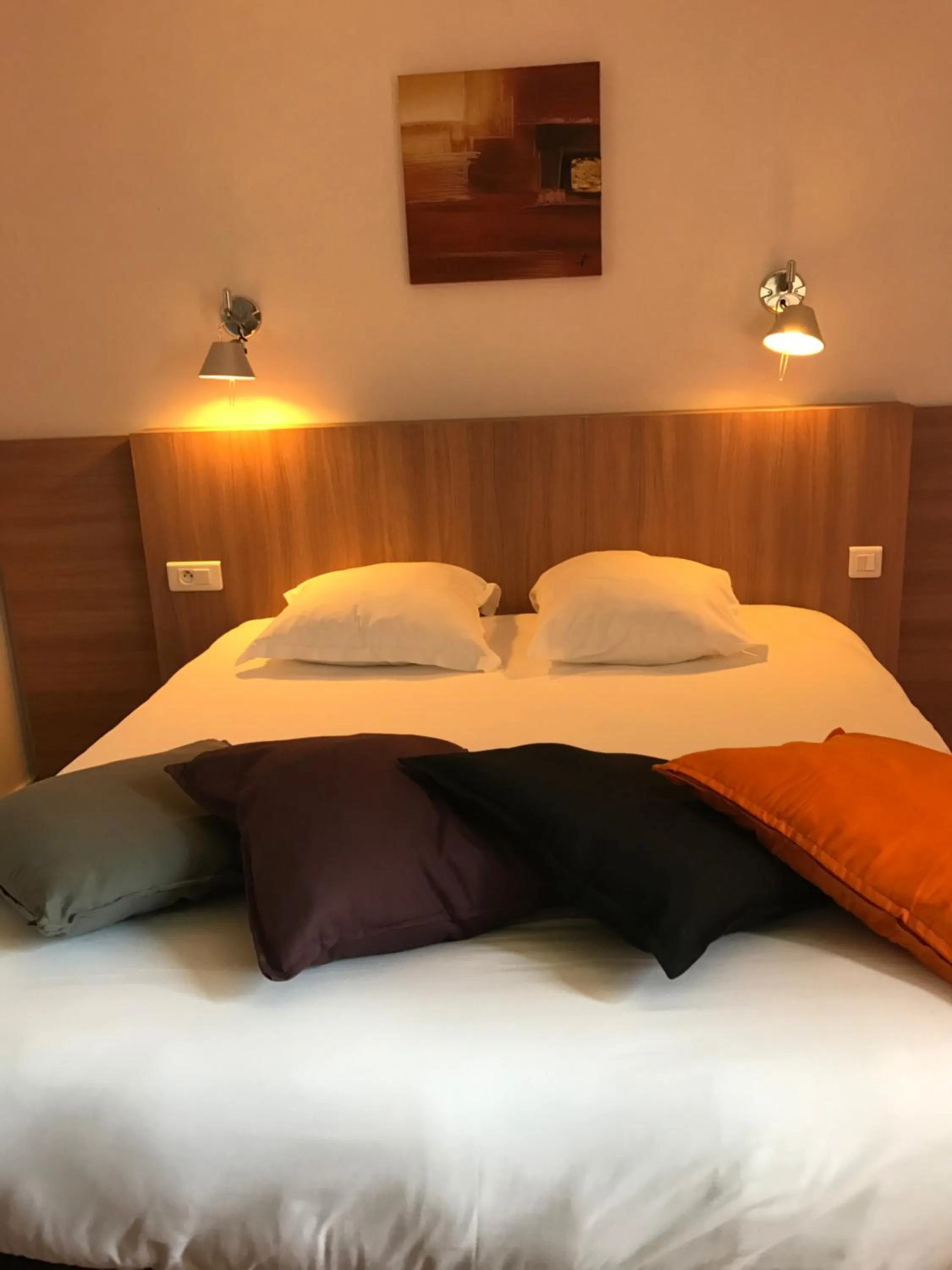 Bed in Kyriad Direct Agen