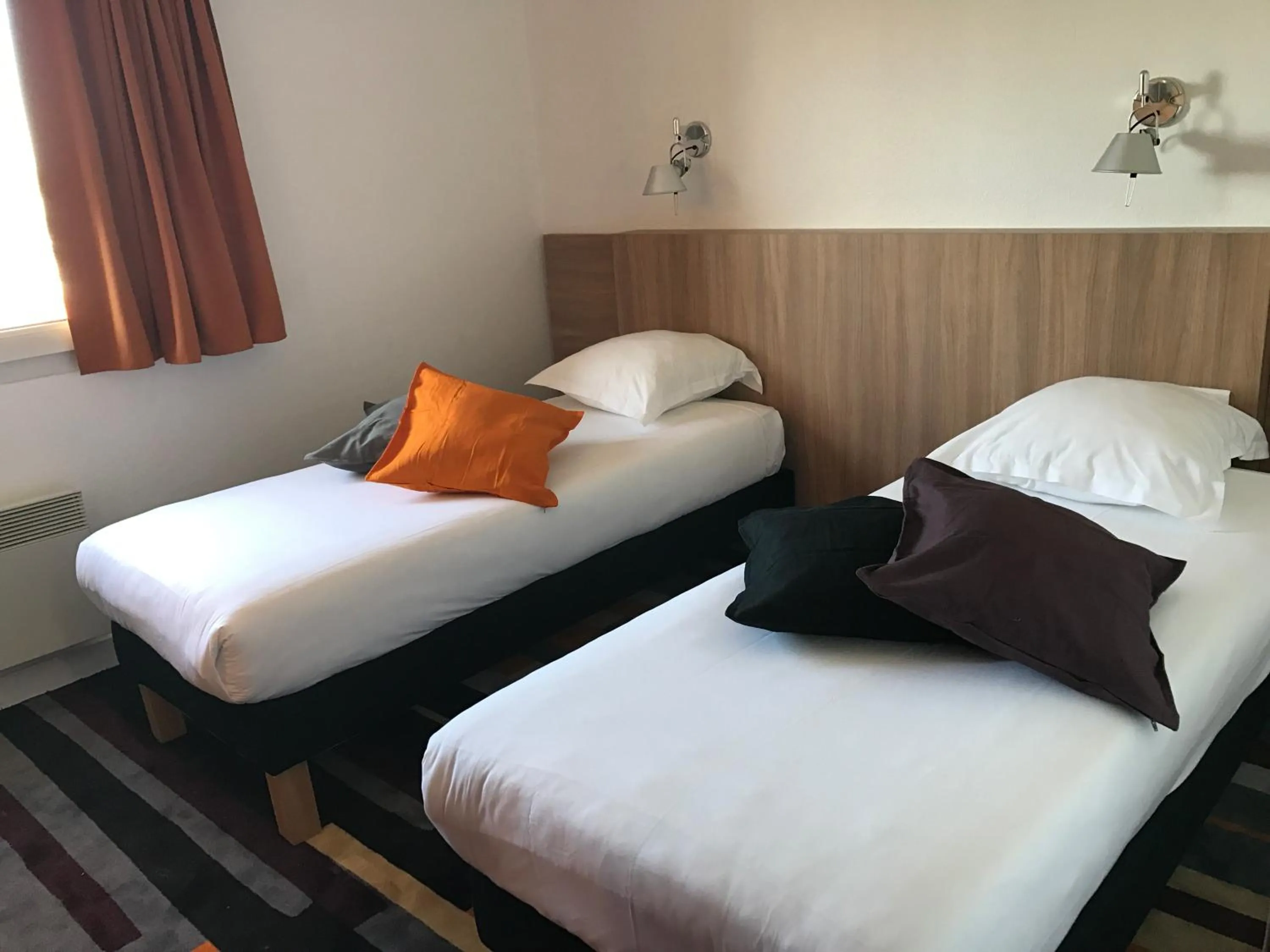 Bed in Kyriad Direct Agen