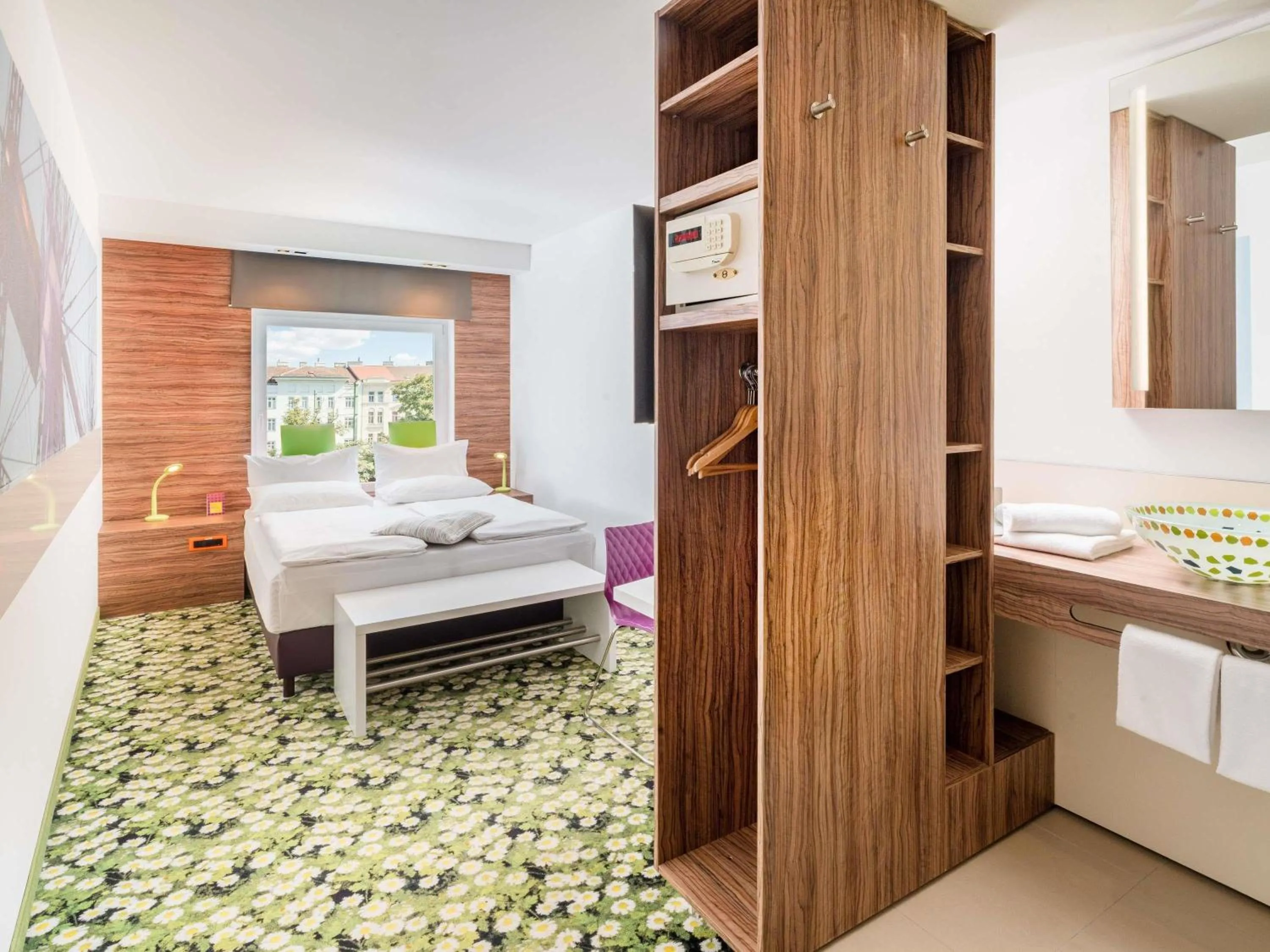 Bedroom, Bed in Ibis Styles Wien City