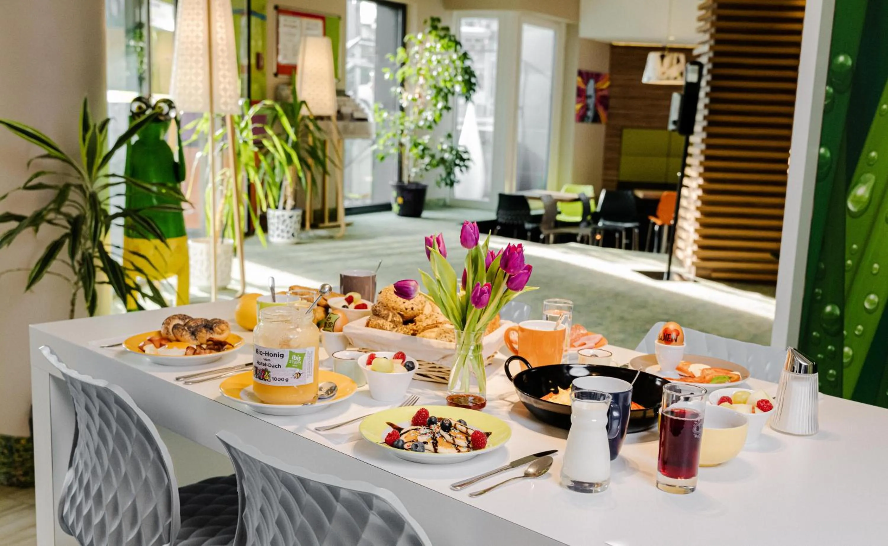 Breakfast in Ibis Styles Wien City