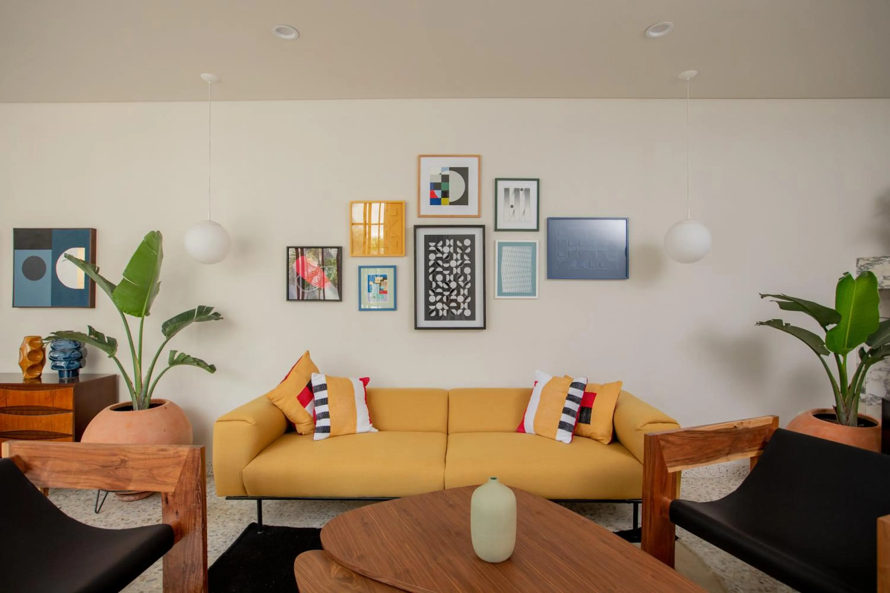 Casa Ixaya by Barrio México