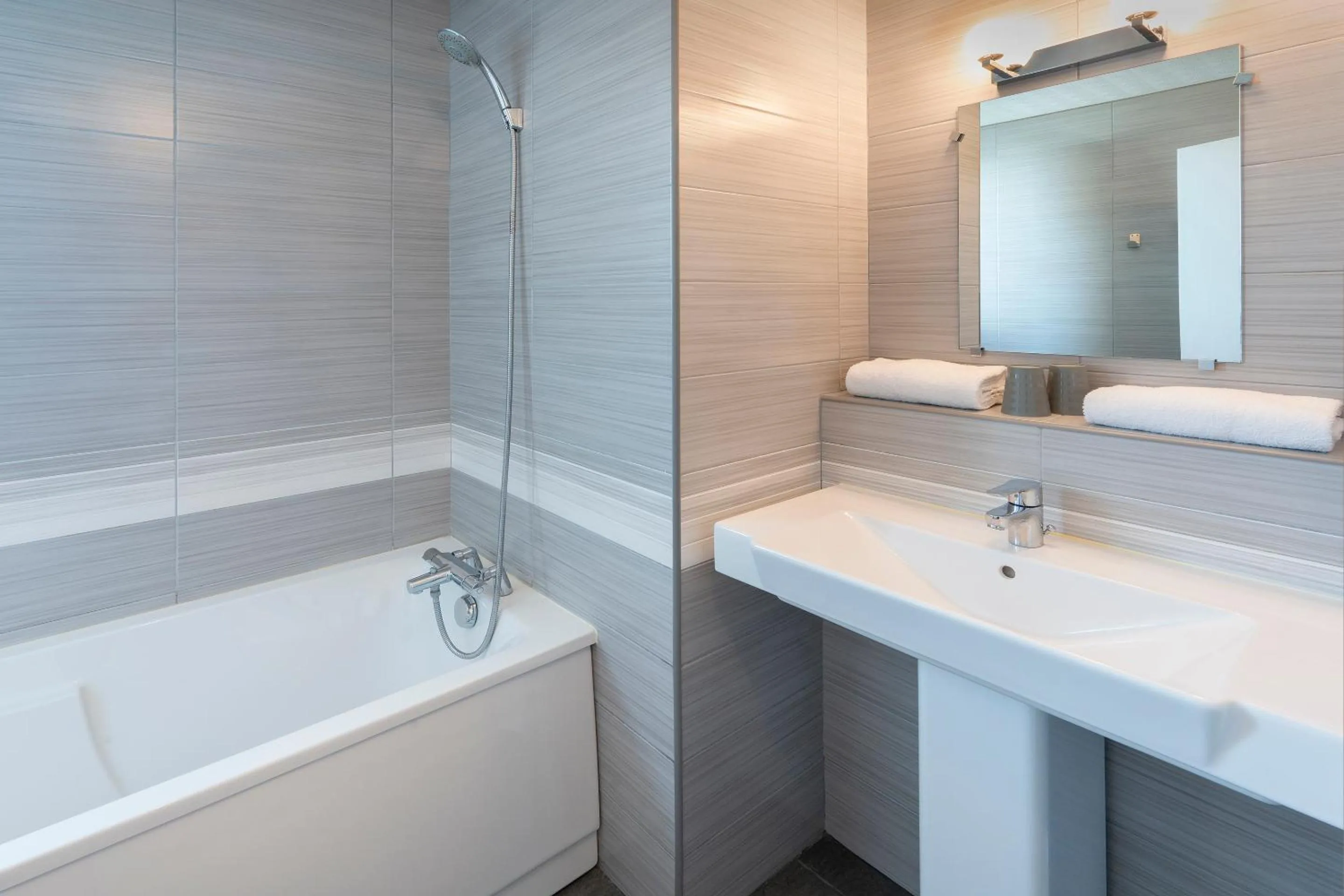 Bathroom in Sure Hotel by Best Western Angouleme