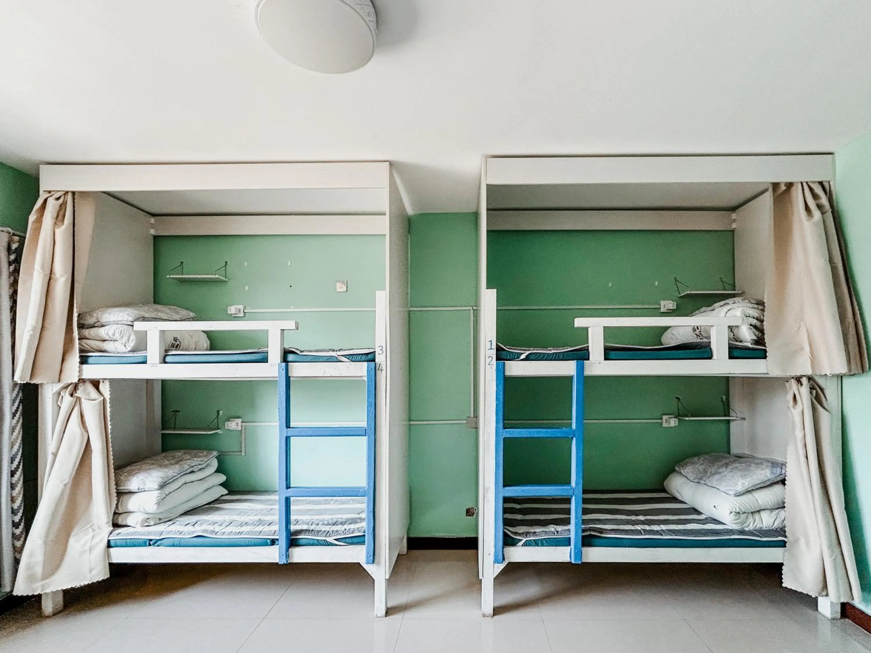 Bedroom, Bed in New Dap Hostel (in Grape Town)