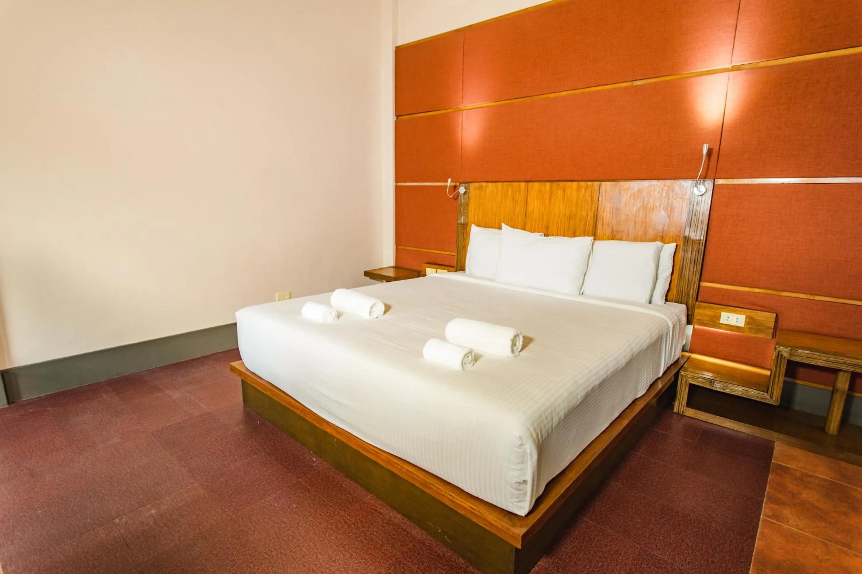 Bedroom, Bed in The Park - Silang