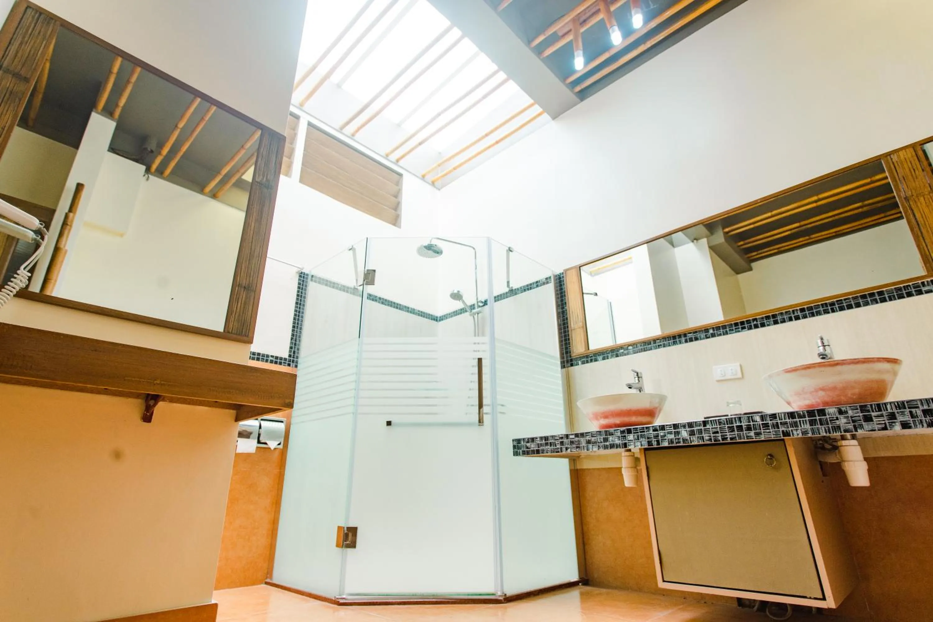 Bathroom in The Park - Silang