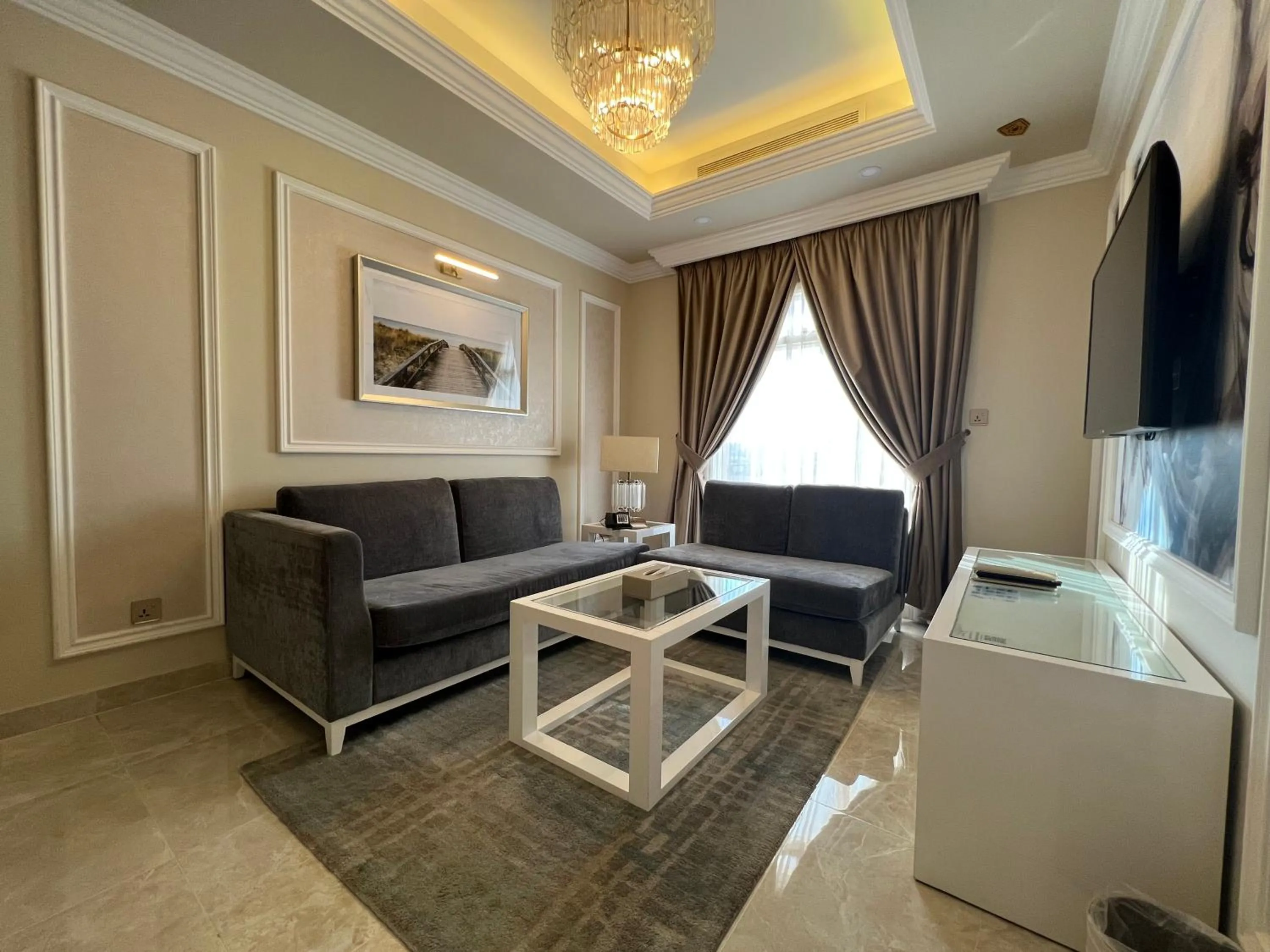 Living room in Remaj Hotel