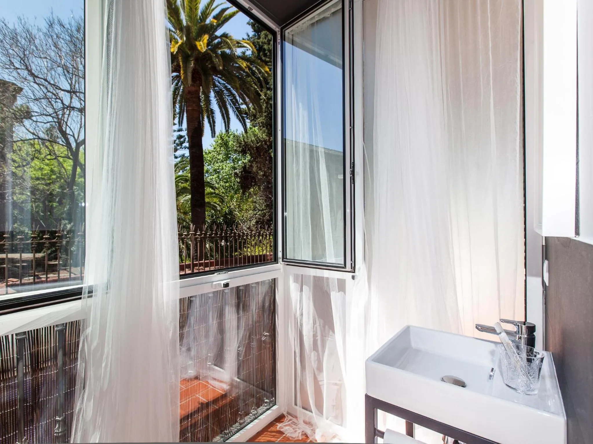 Balcony/Terrace in Ecozentric