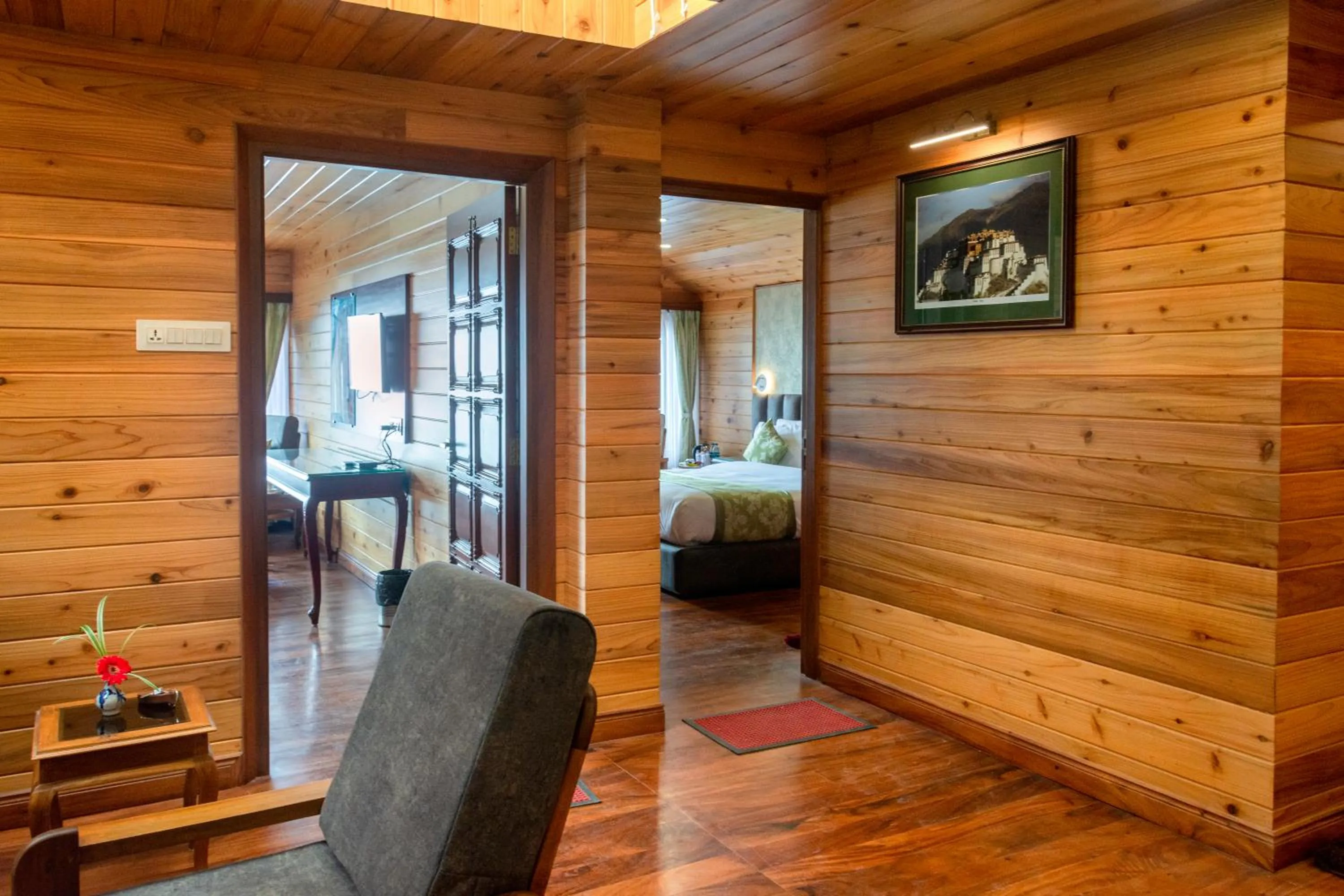 Living room in Udaan Dekeling Resort, Darjeeling