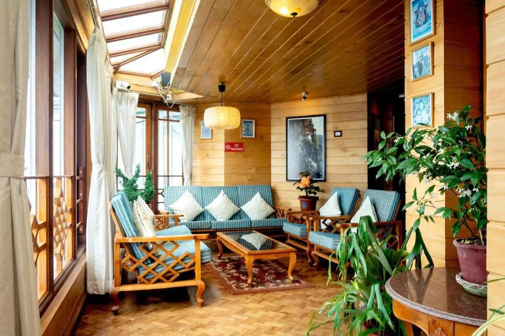 Seating area in Udaan Dekeling Resort, Darjeeling