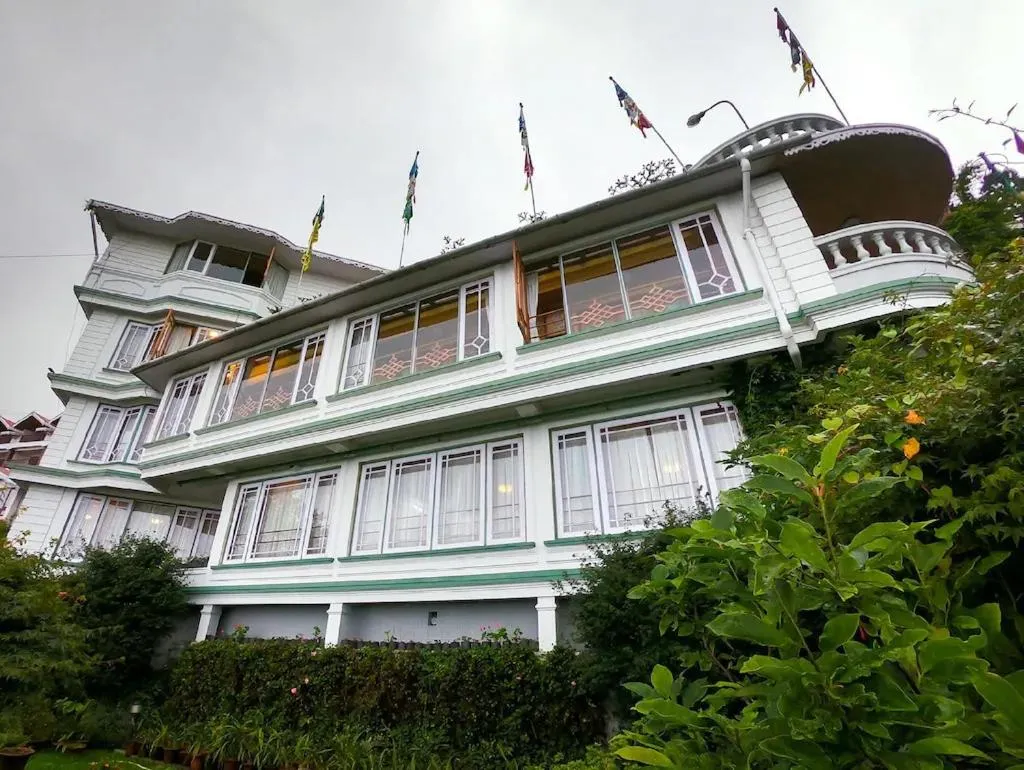 Property building in Udaan Dekeling Resort, Darjeeling