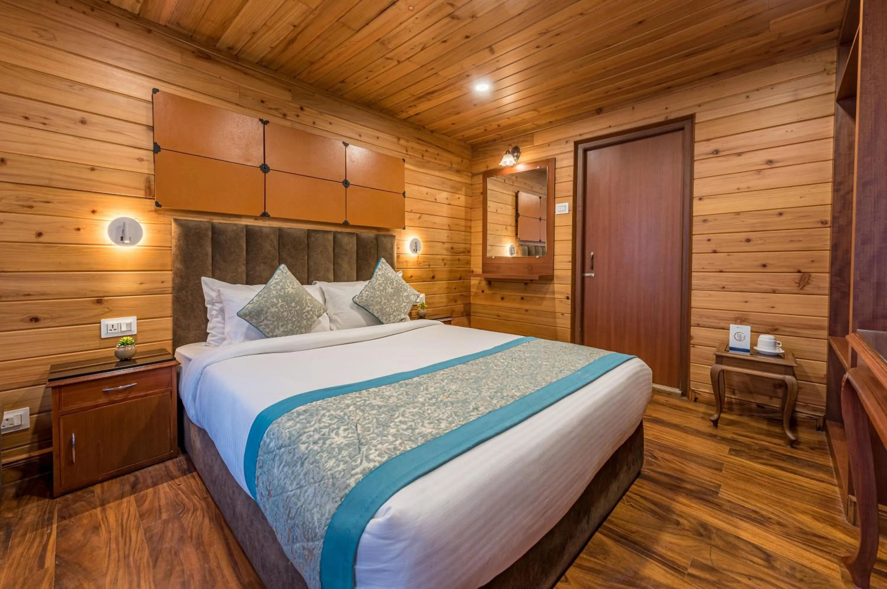 Photo of the whole room in Udaan Dekeling Resort, Darjeeling