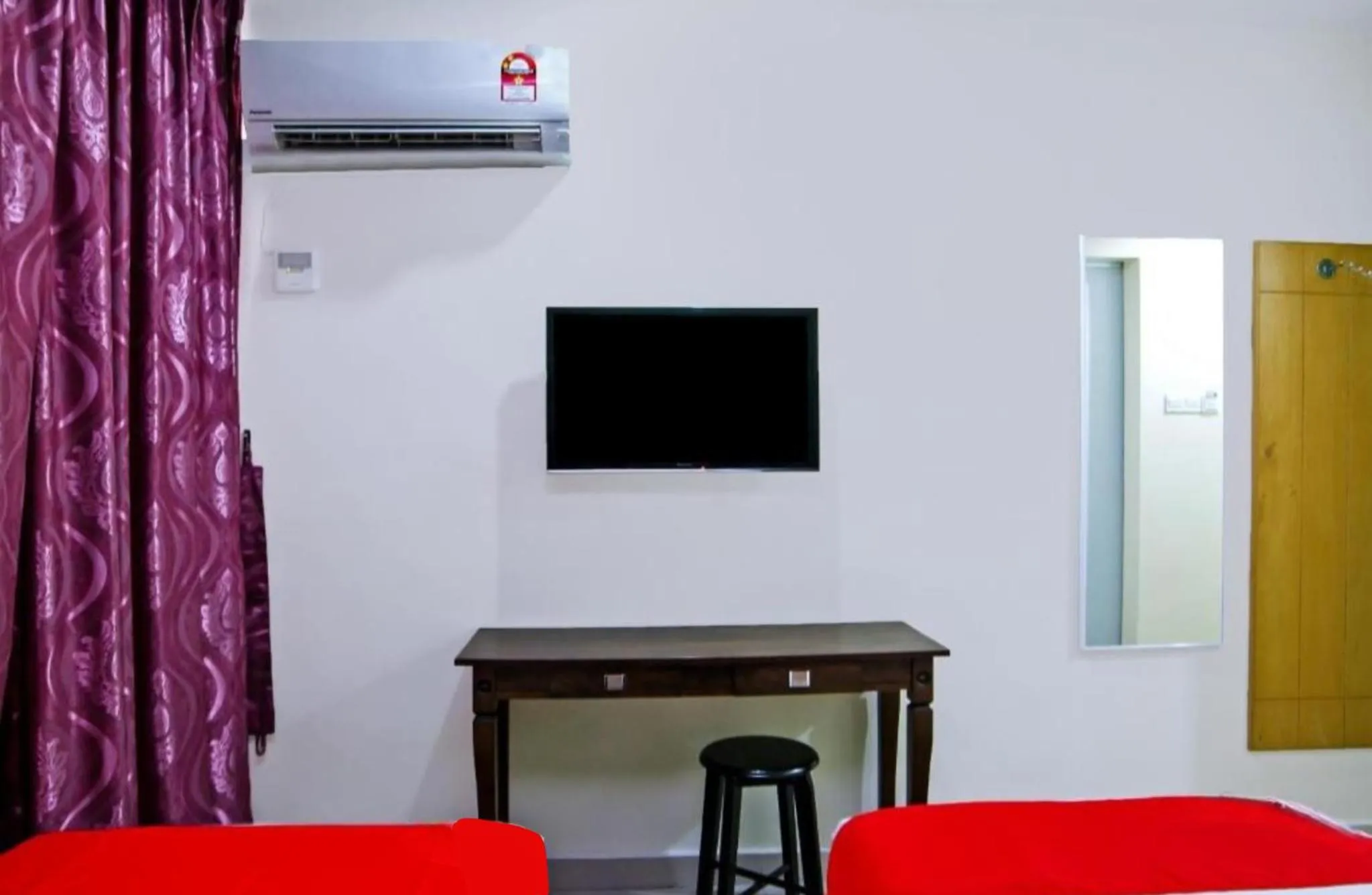 Bedroom, Bed in Holiday Mansion Inn Sibu