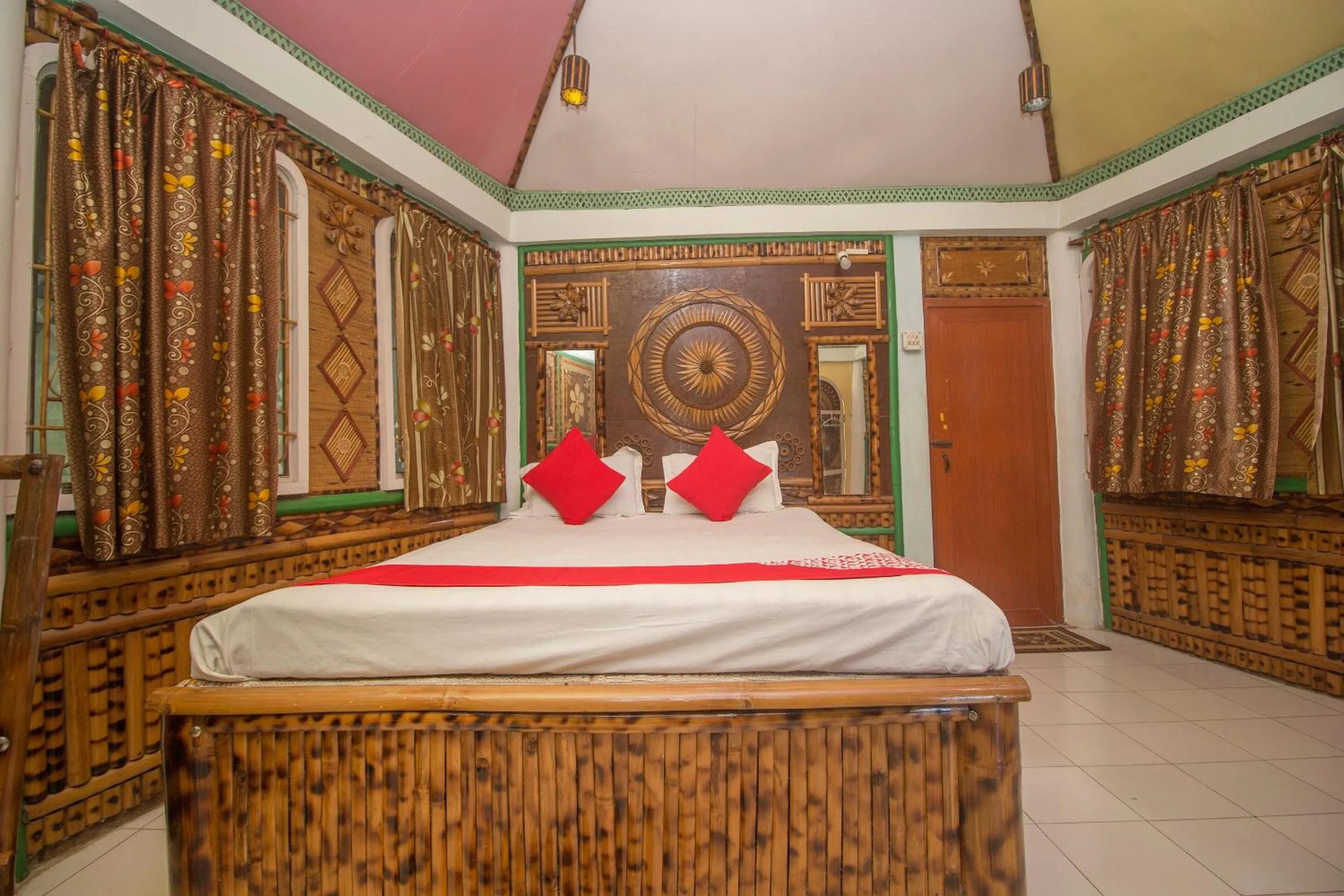 Bedroom in Hotel O 46691 Jaldapara Rhino Resort