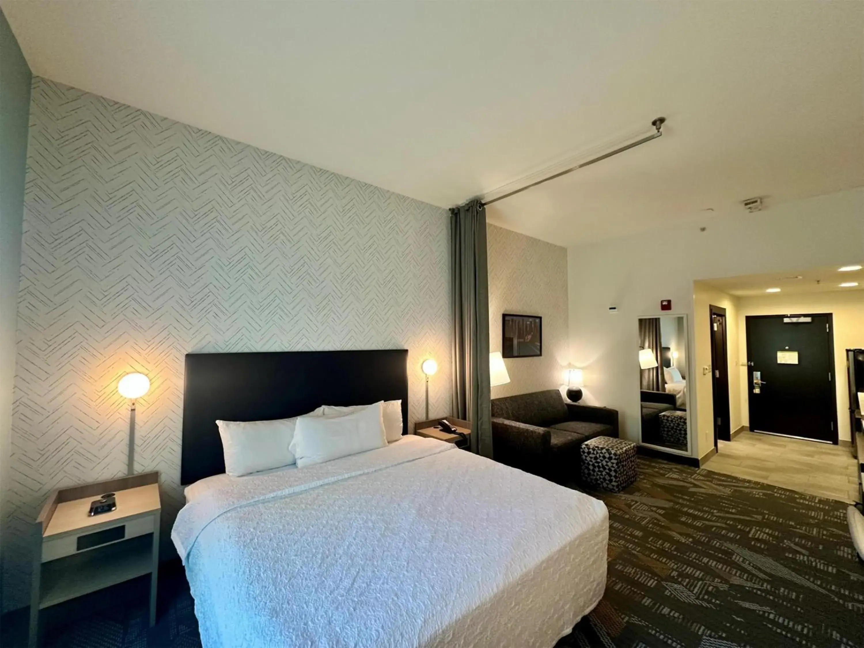 King Studio Suite - Hearing Access/Non-Smoking in Home2 Suites by Hilton Rahway King Studio Suite - Hearing Access/Non-Smoking in Home2 Suites by Hilton Rahway