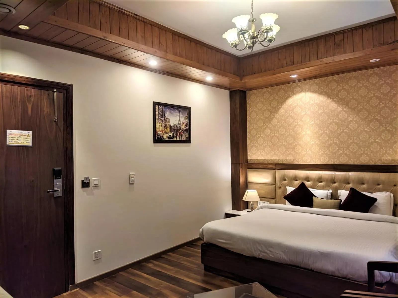 Bedroom, Bed in The Retreat Mashobra, Shimla