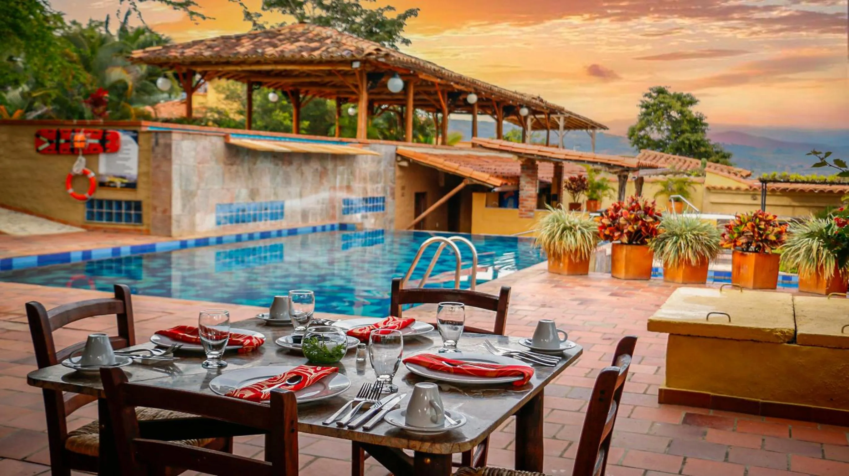 Restaurant/places to eat in Hotel Terra Barichara