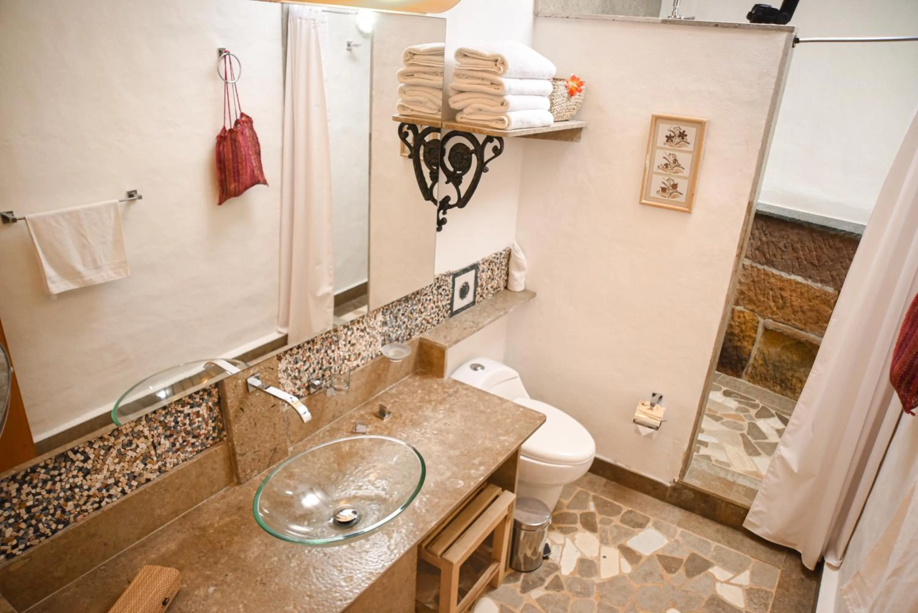 Shower in Hotel Terra Barichara