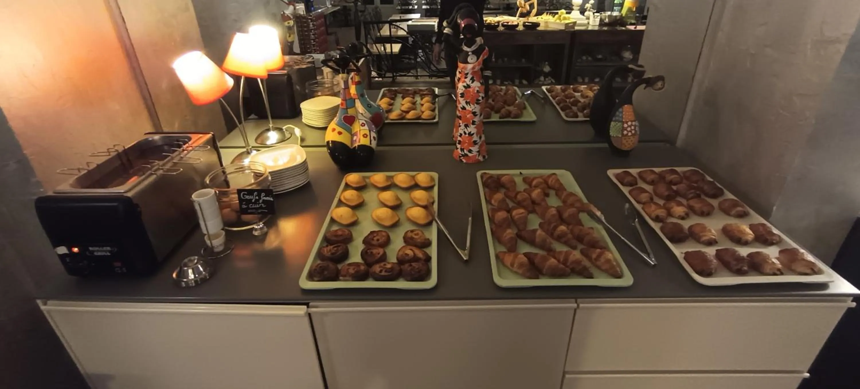 Breakfast in La Roselière