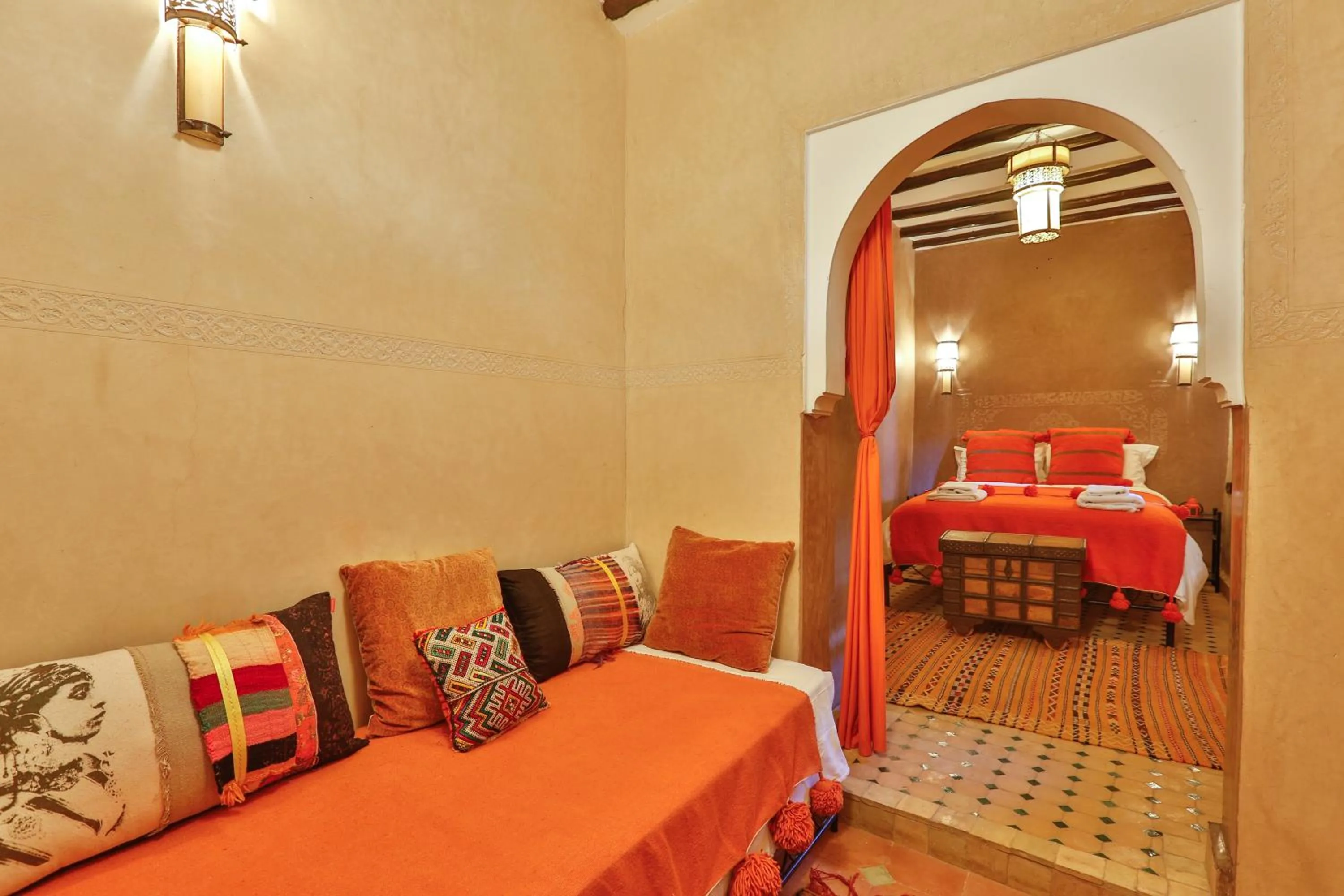 Bedroom, Bed in Riad Dada Mouss & Suites