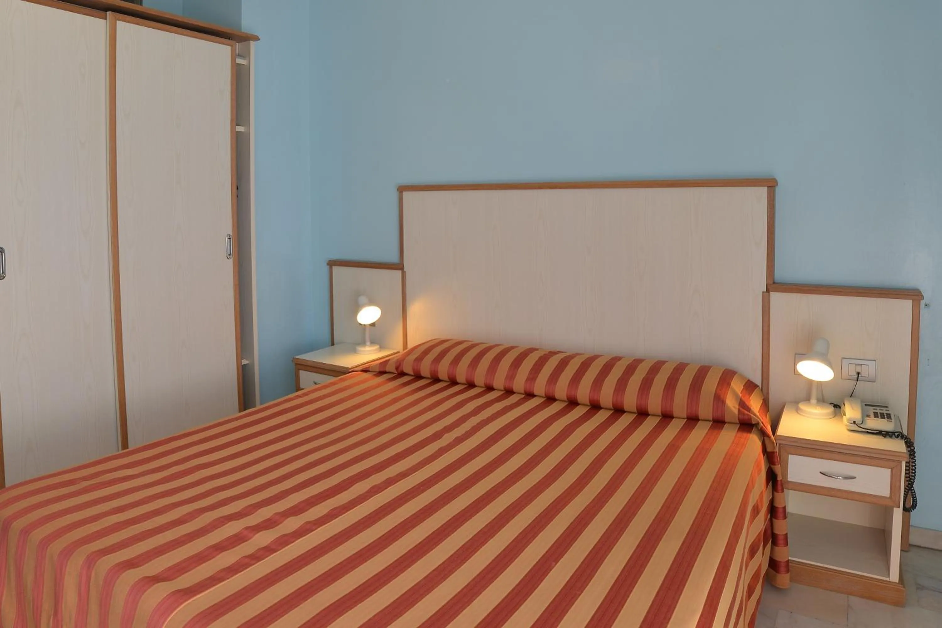 Photo of the whole room in Hotel Rosalia