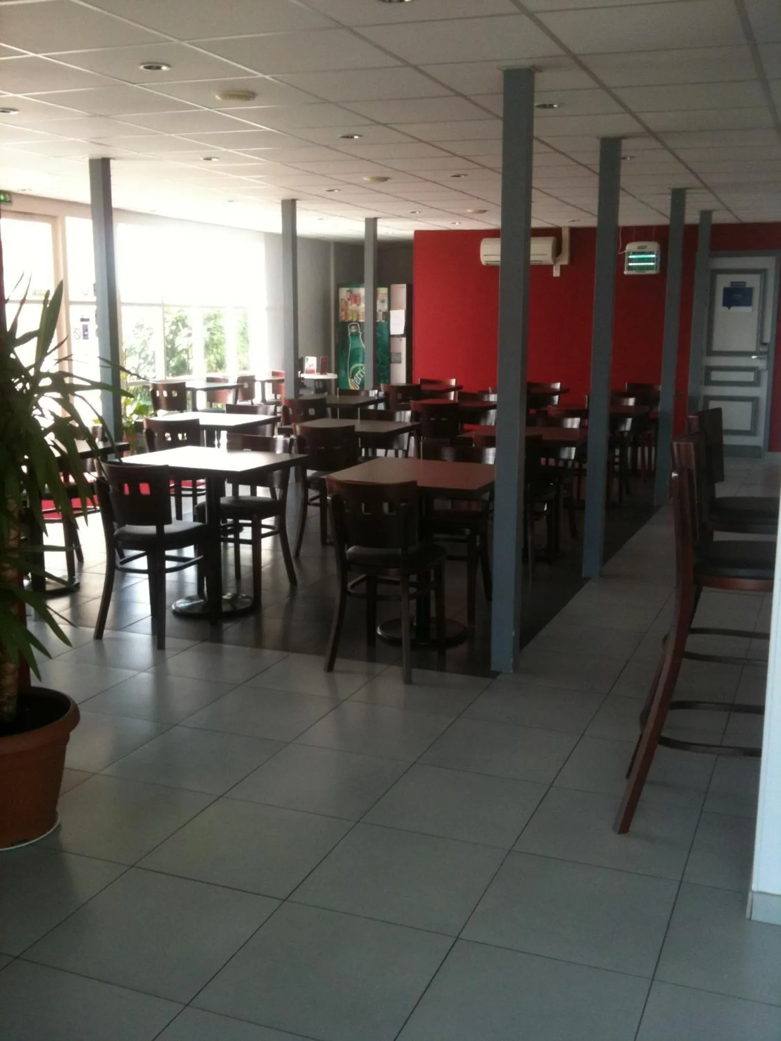 Restaurant/places to eat in initial by balladins Roissy / Saint-Mard