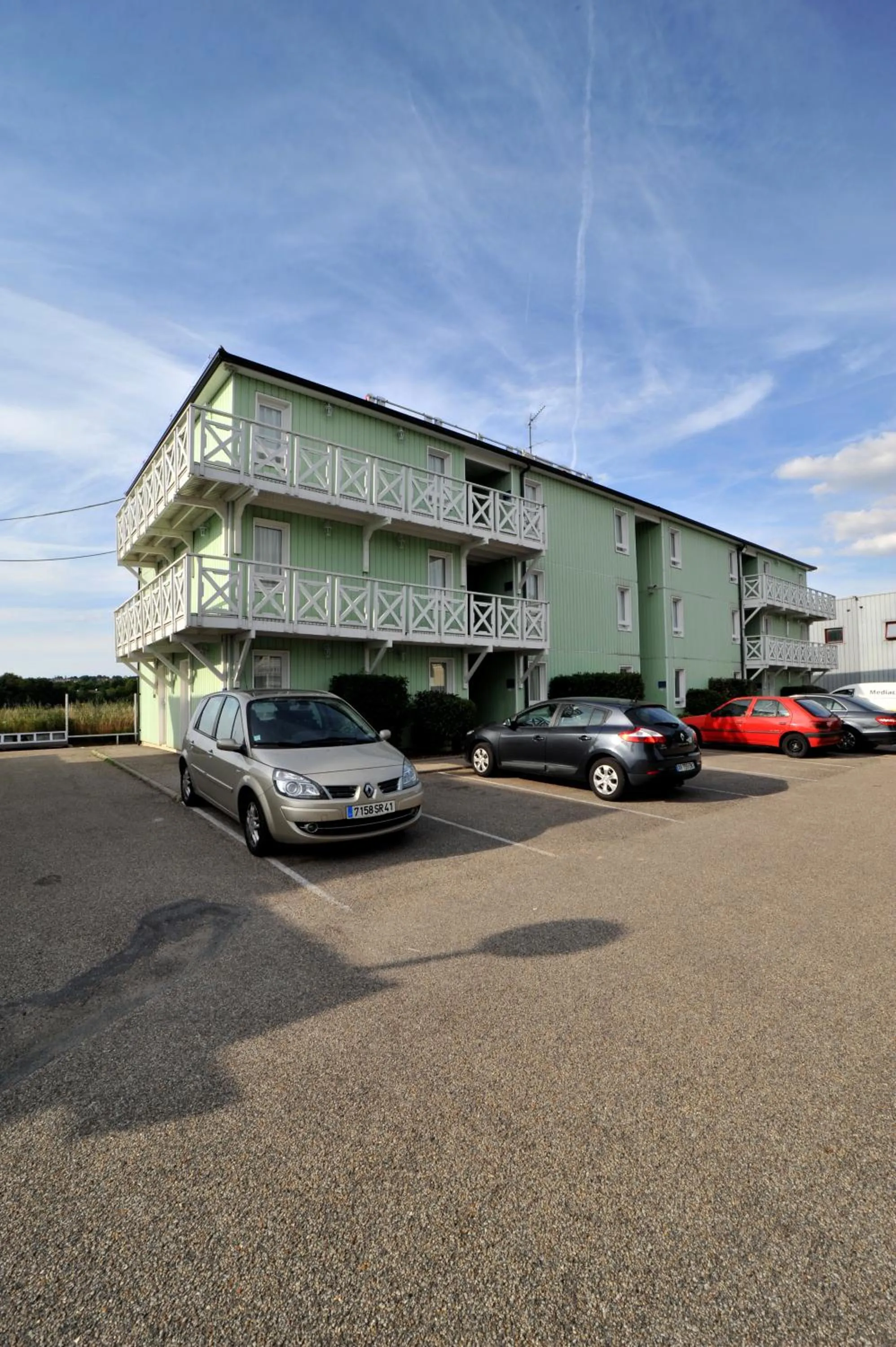 Facade/entrance in initial by balladins Roissy / Saint-Mard
