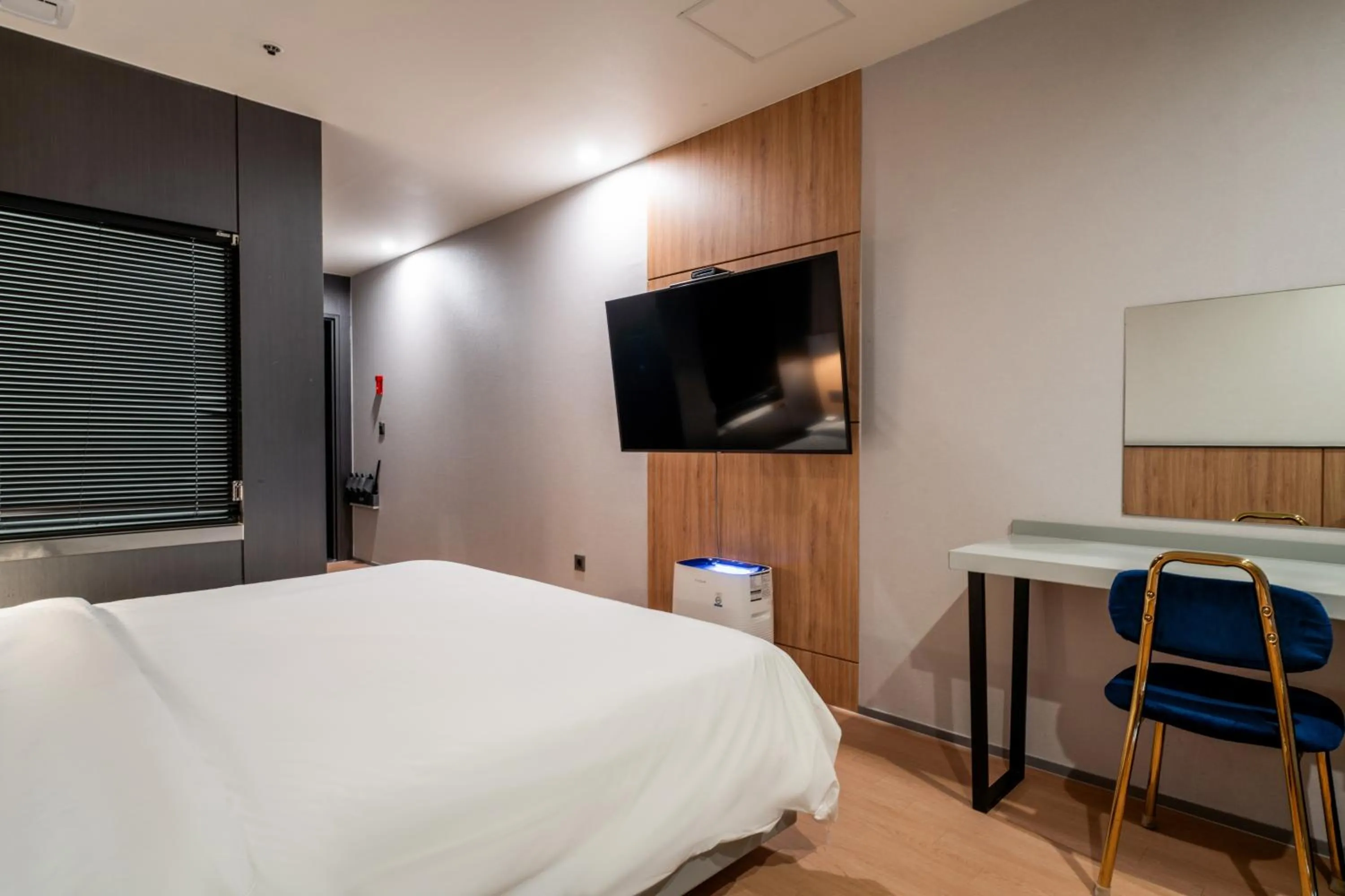 Bedroom, Bed in Gray 193 Hotel