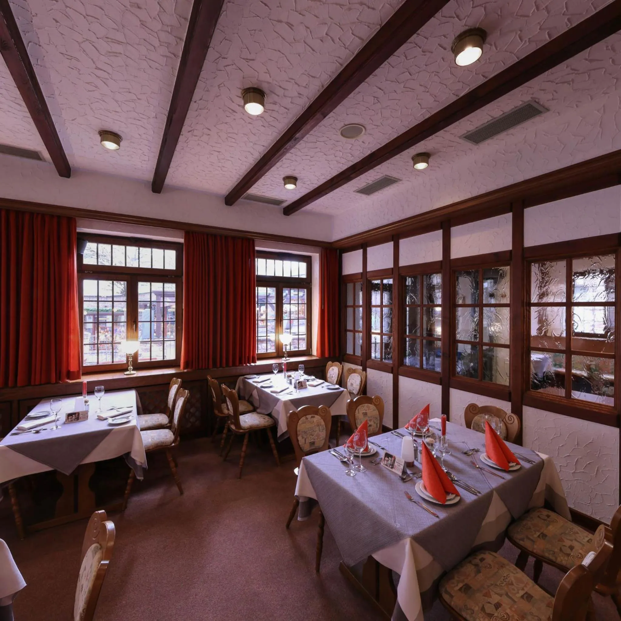 Restaurant/places to eat in Hotel Felsenkeller