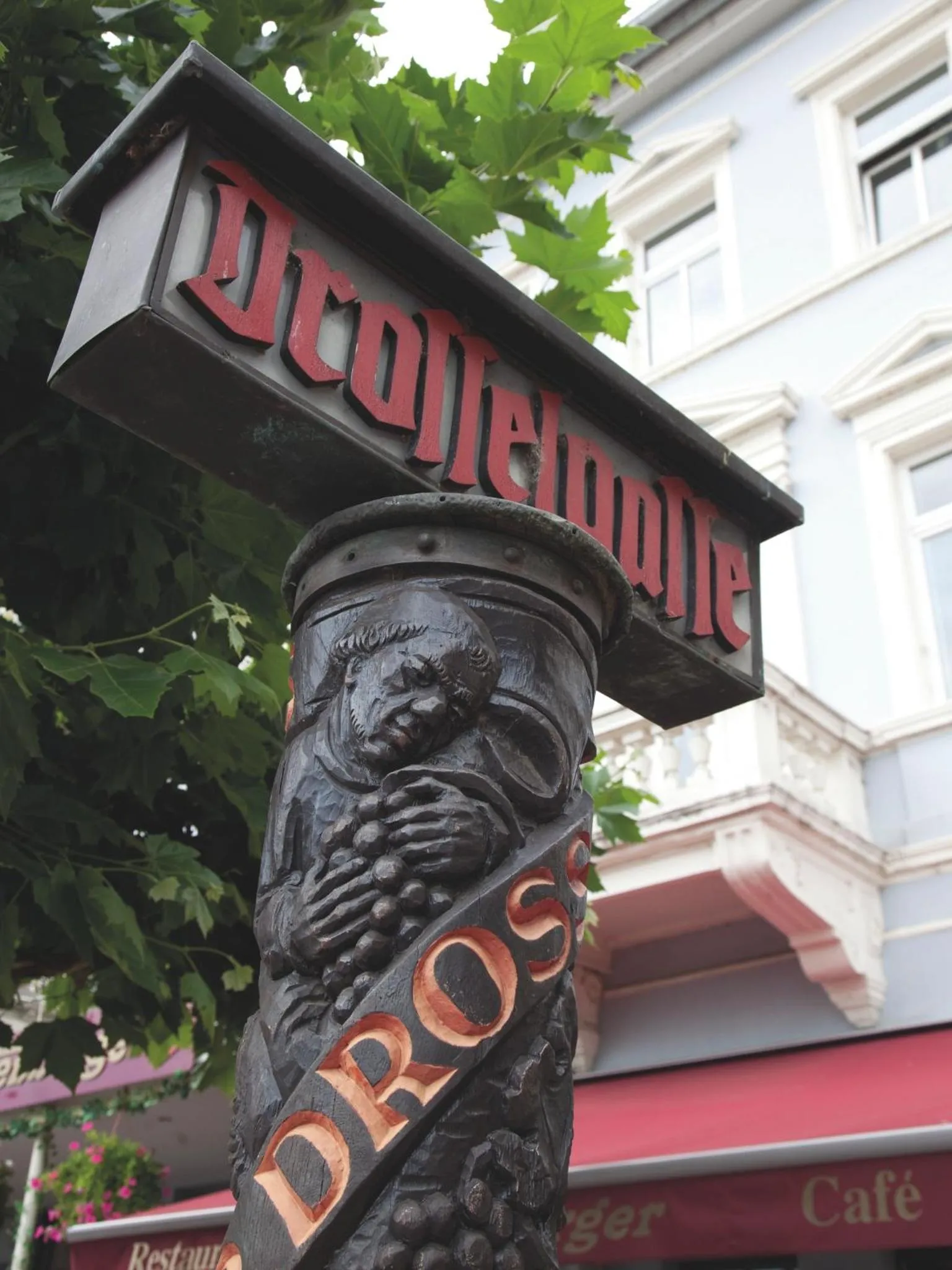 Facade/entrance in Hotel Felsenkeller