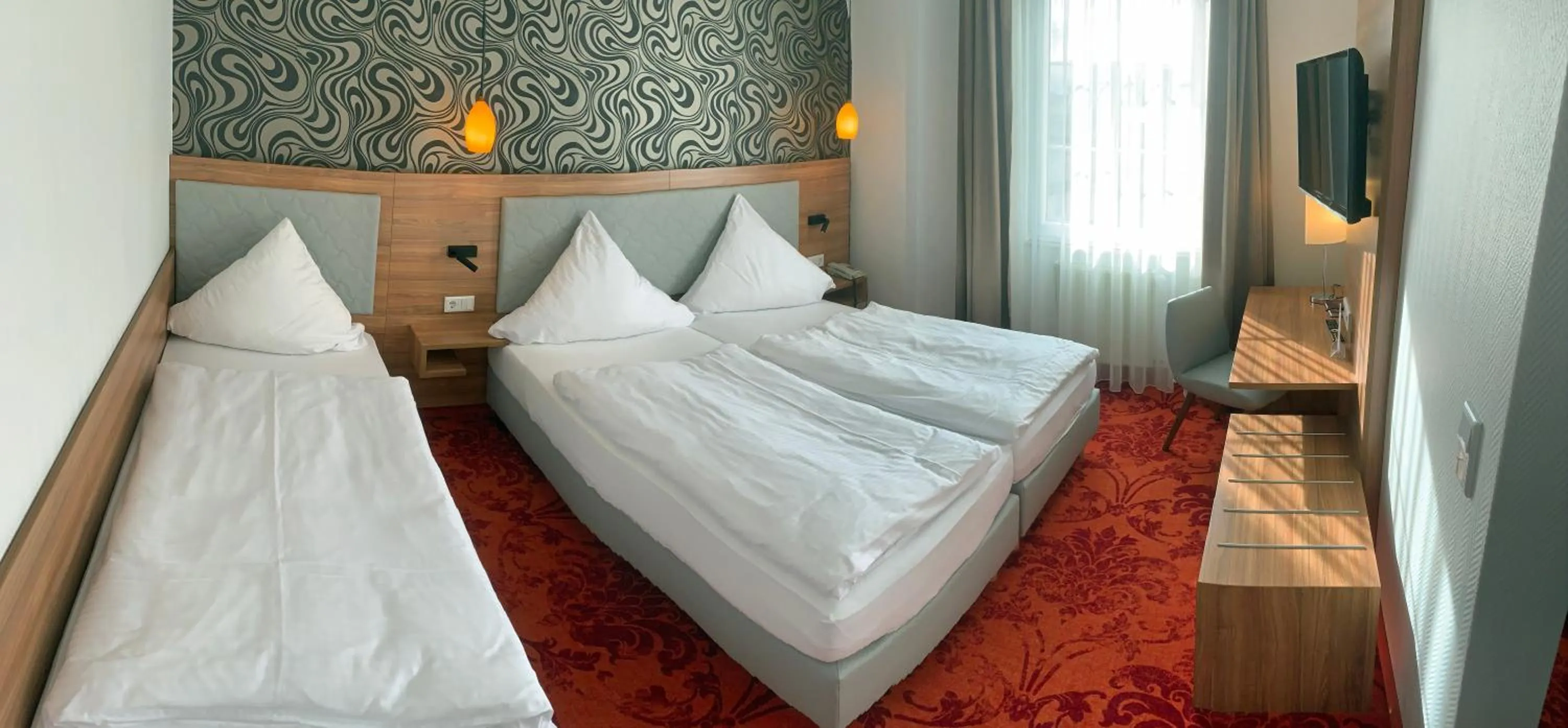 Photo of the whole room, Bed in Hotel Felsenkeller