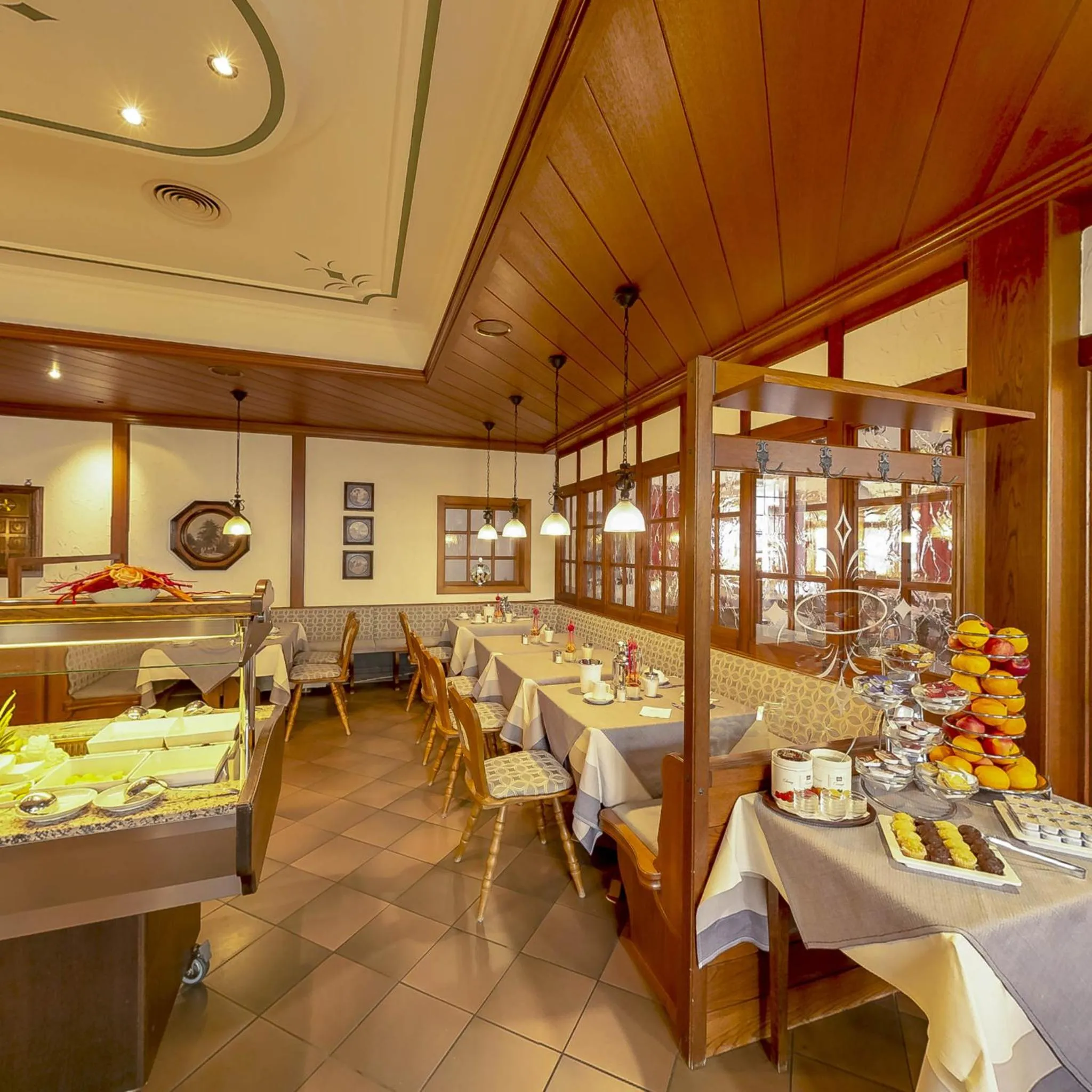 Restaurant/places to eat in Hotel Felsenkeller