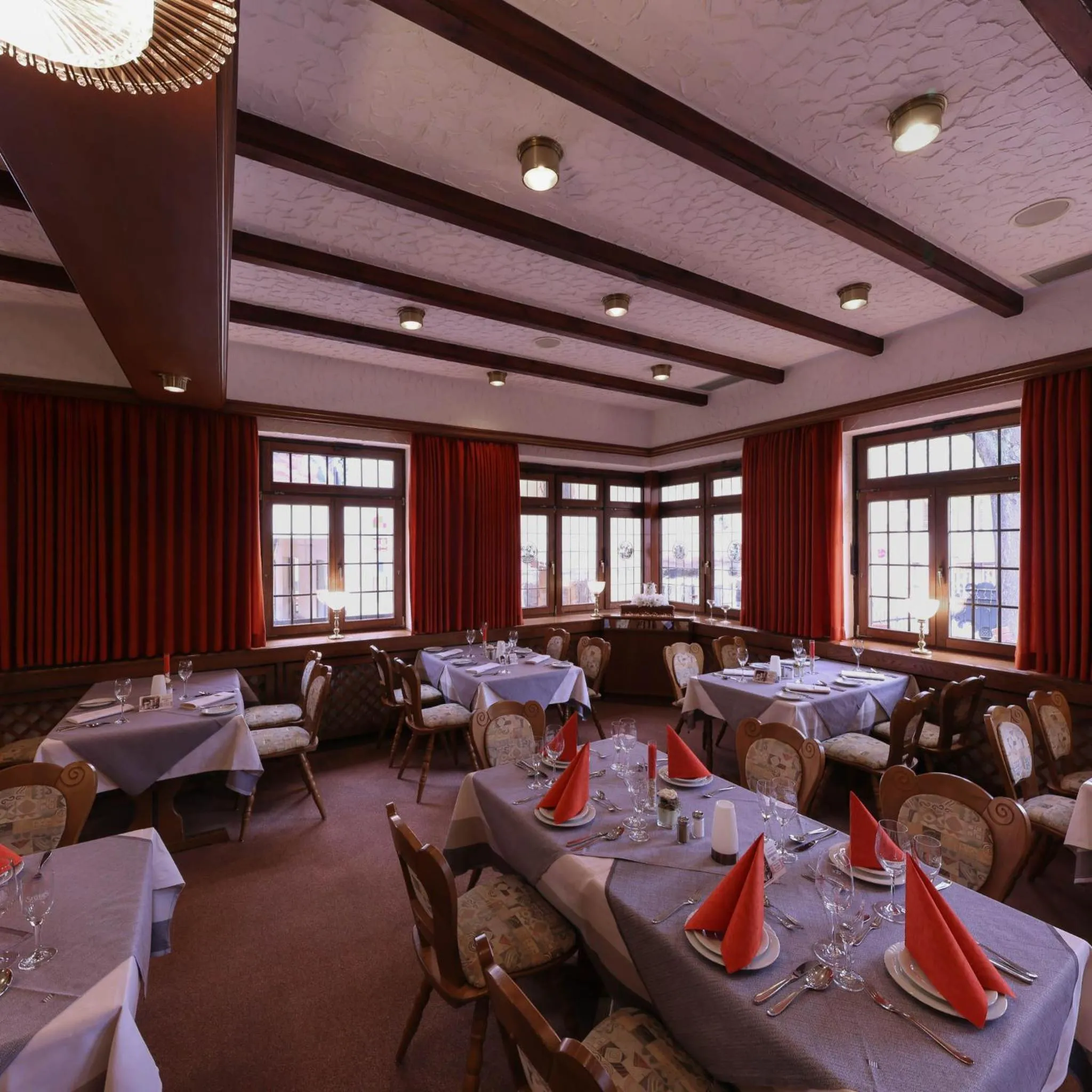 Restaurant/places to eat in Hotel Felsenkeller