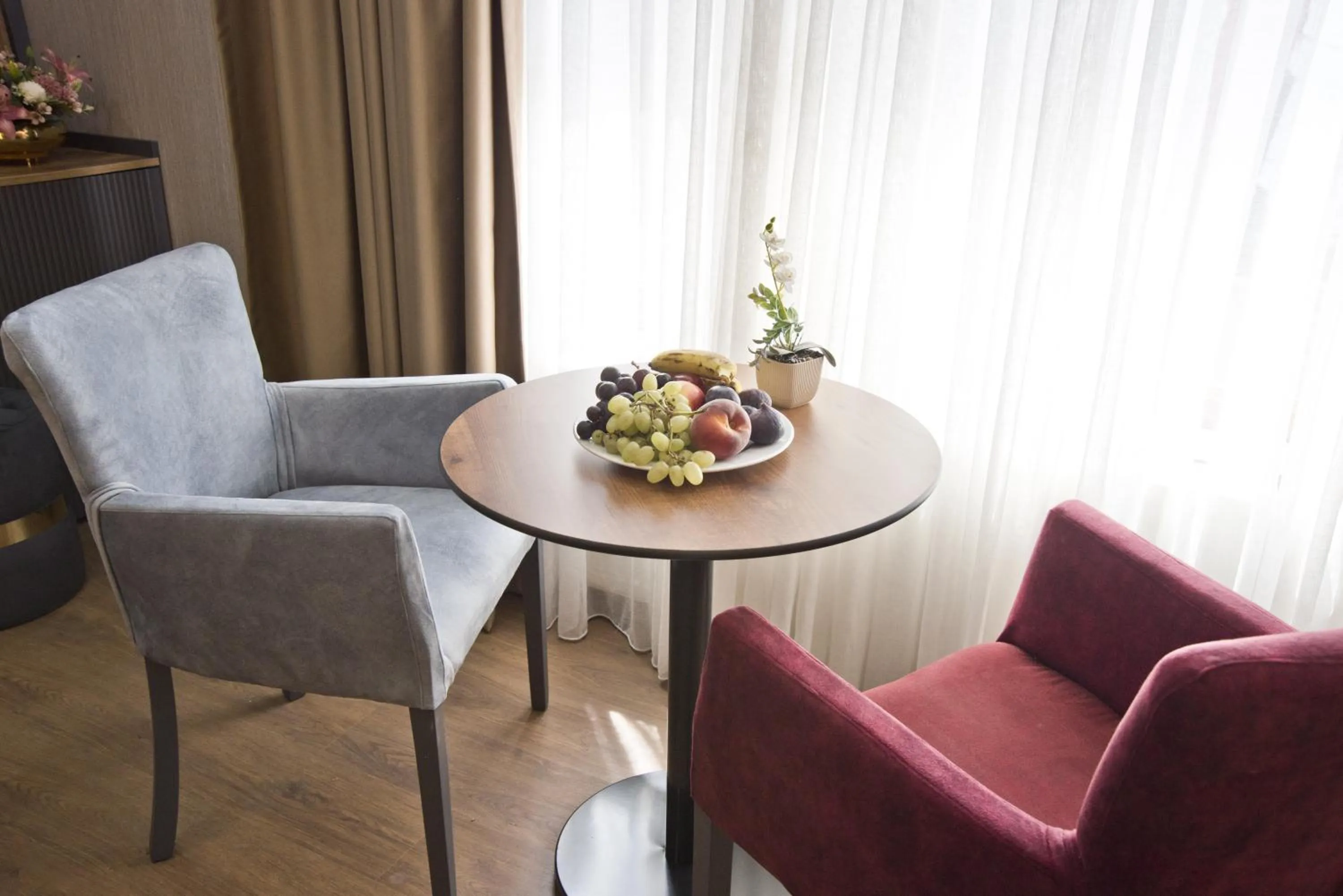 Seating area in Grand Bagoz Hotel