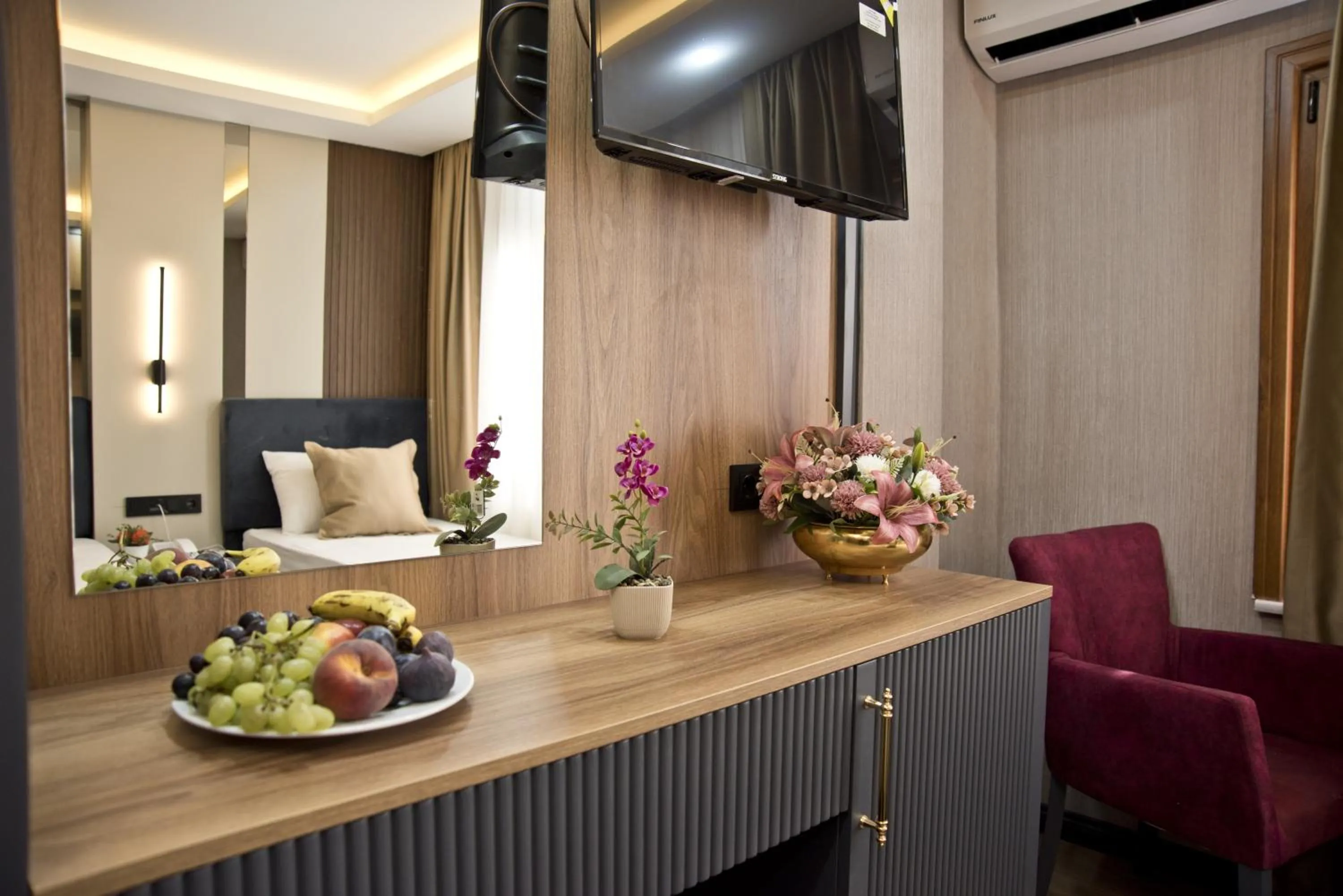 Food and drinks in Grand Bagoz Hotel