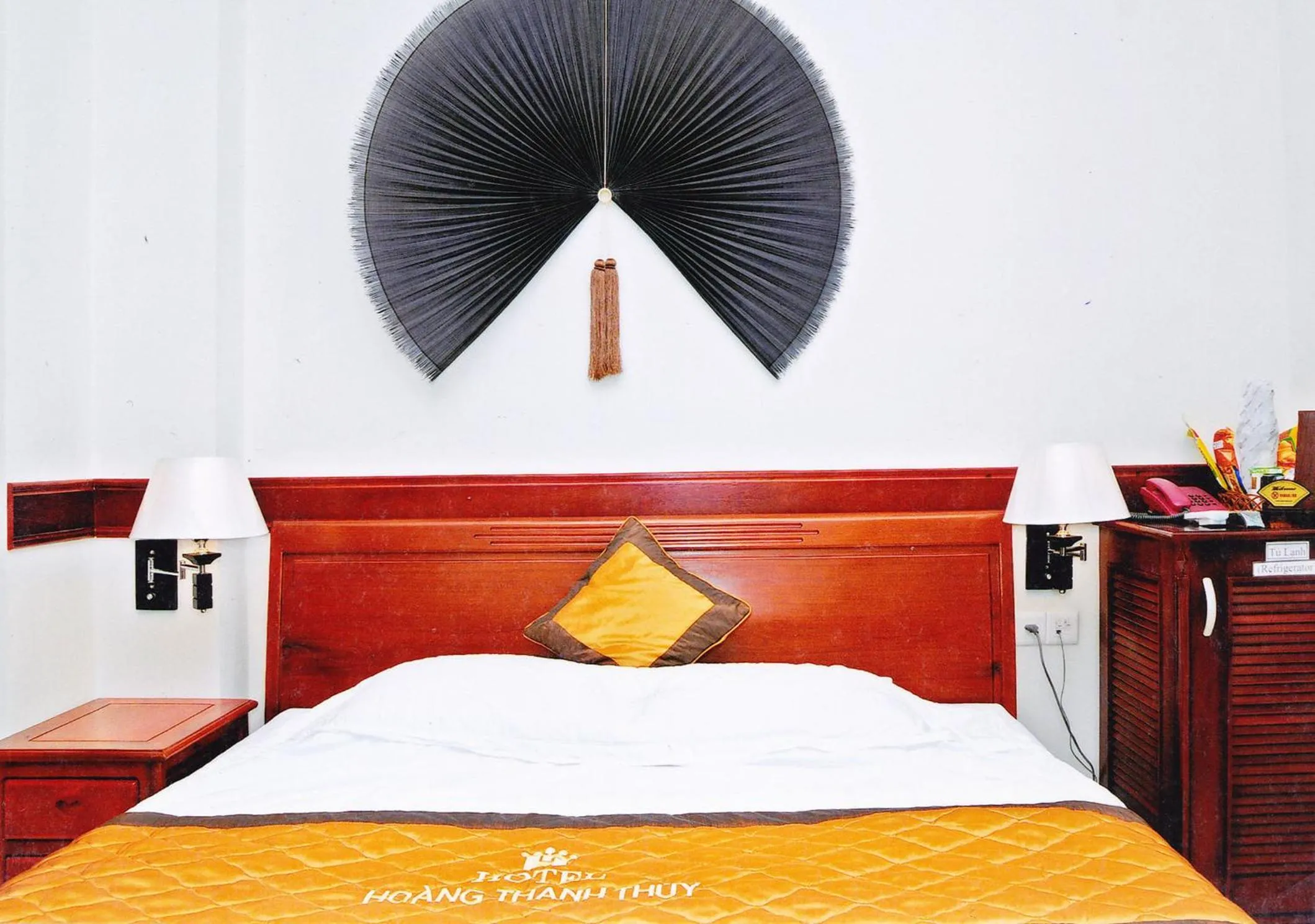 Bed in HOANG THANH THUY AIRPORT HOTEL 1 - Gần Ẩm Thực Đêm Chợ Hoàng Hoa Thám