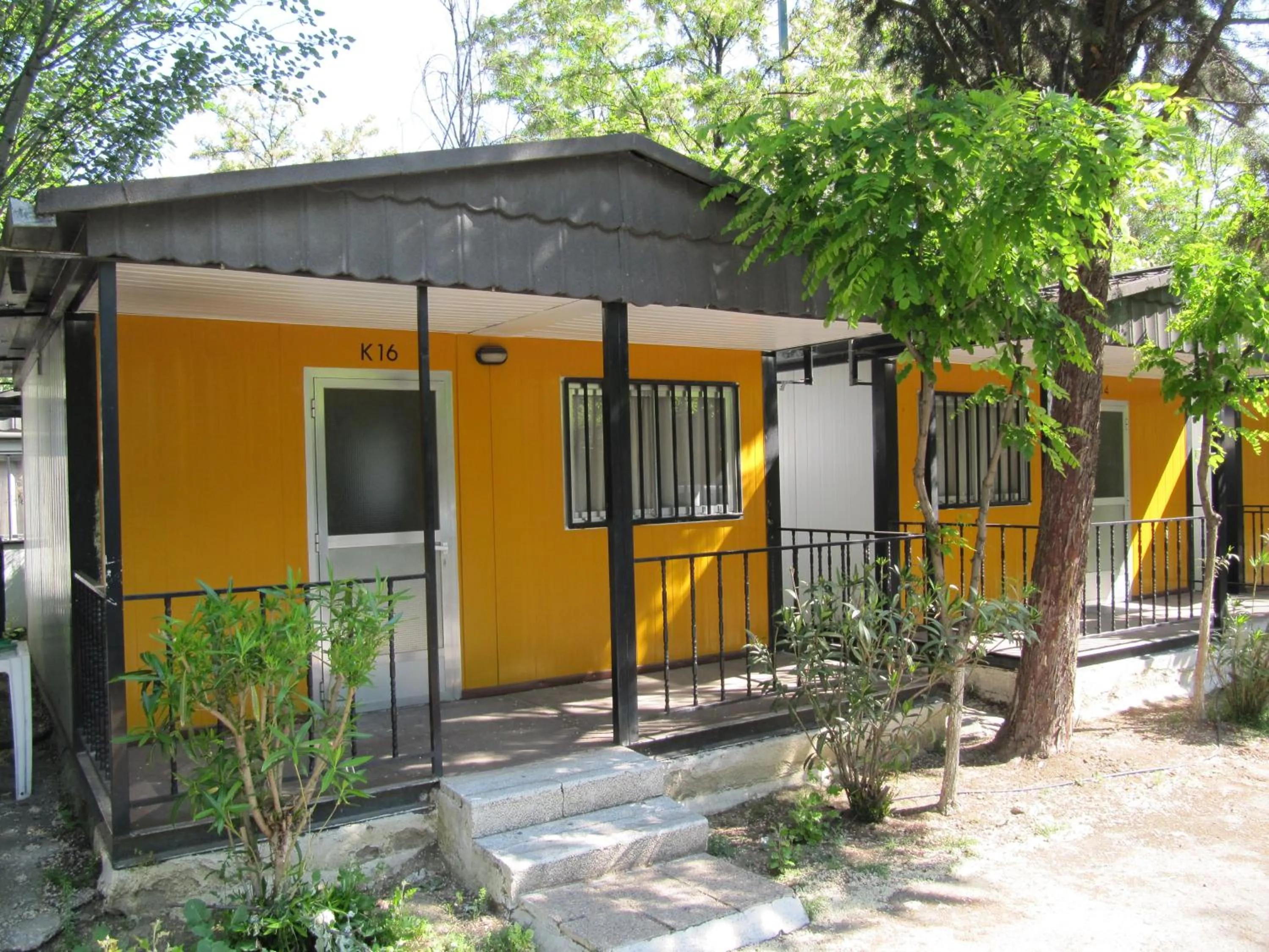 Facade/entrance in Bungalows Alpha