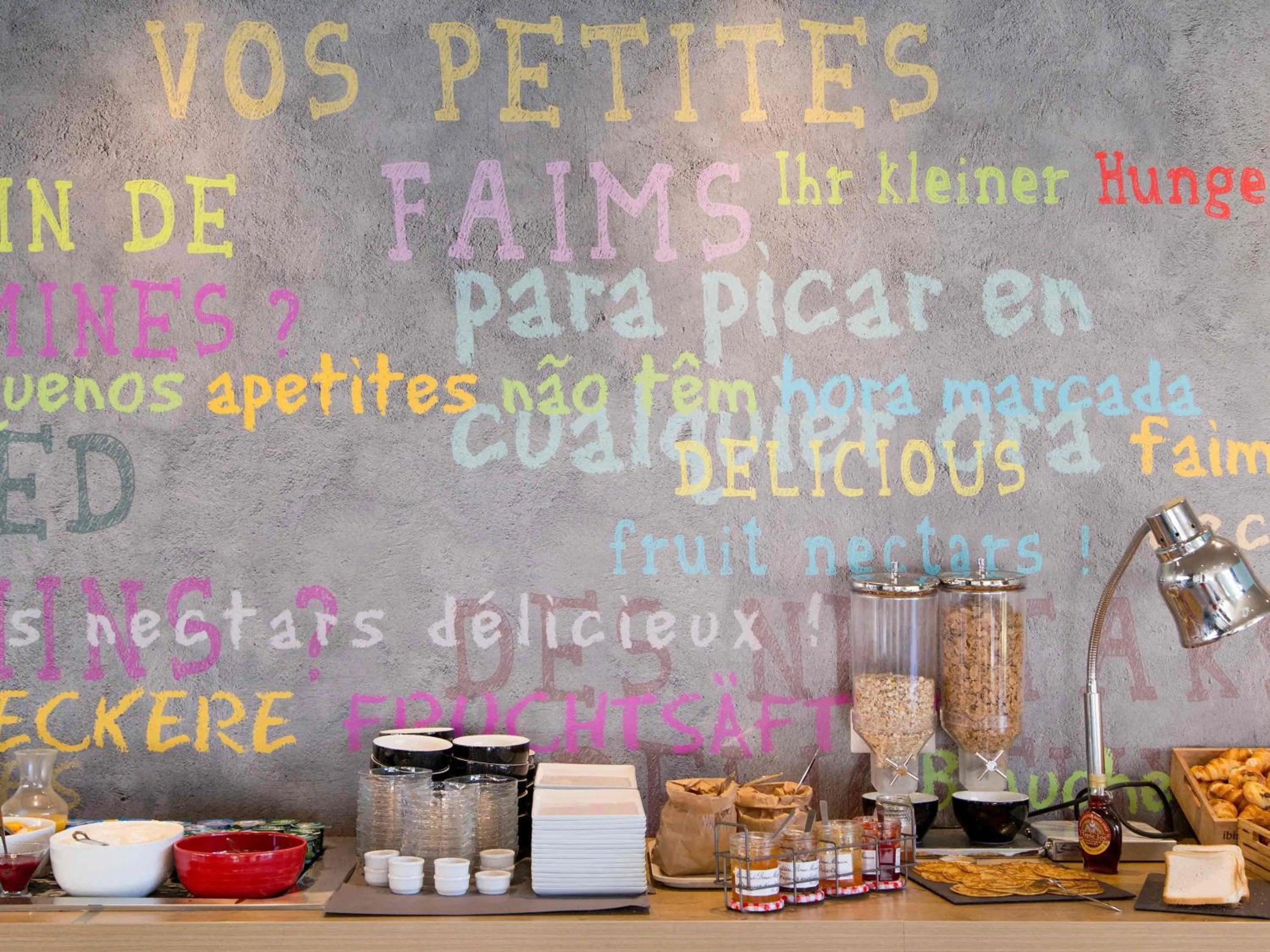 Breakfast in Ibis Toulouse Purpan Aeroport