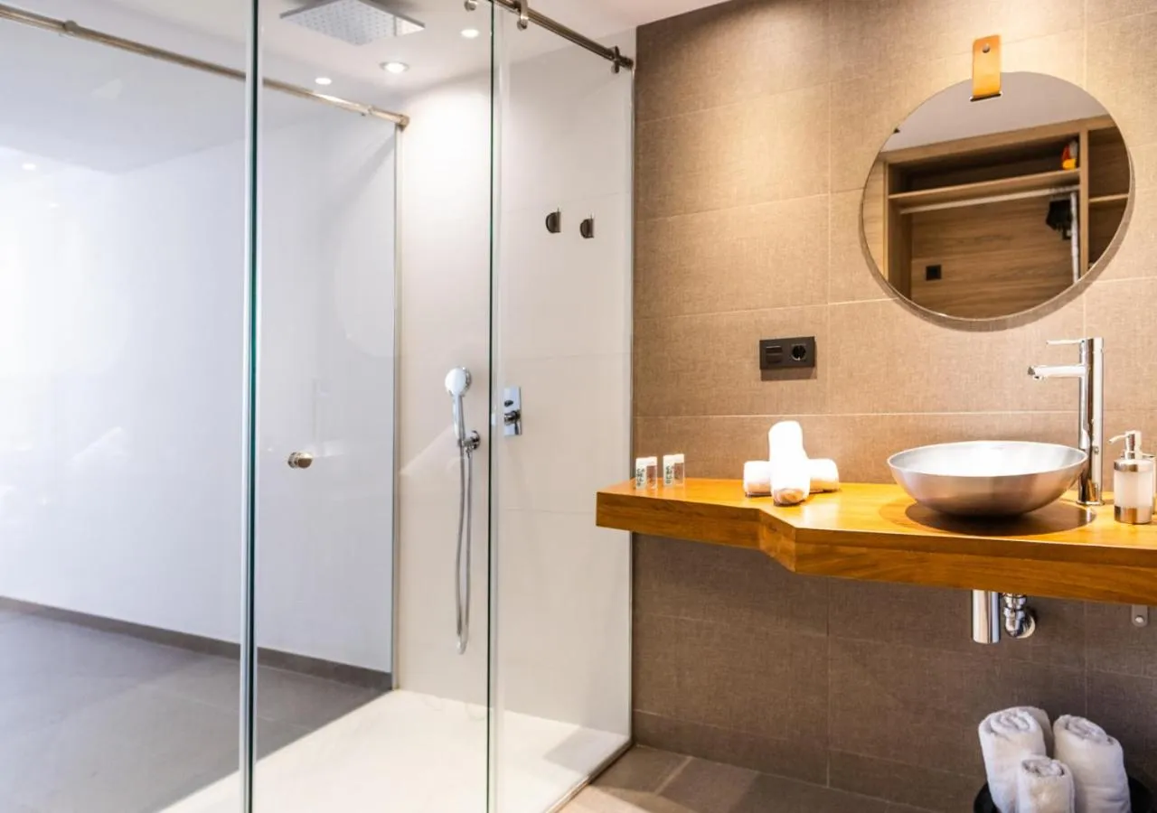 Shower in Poem Suites, Las Canteras