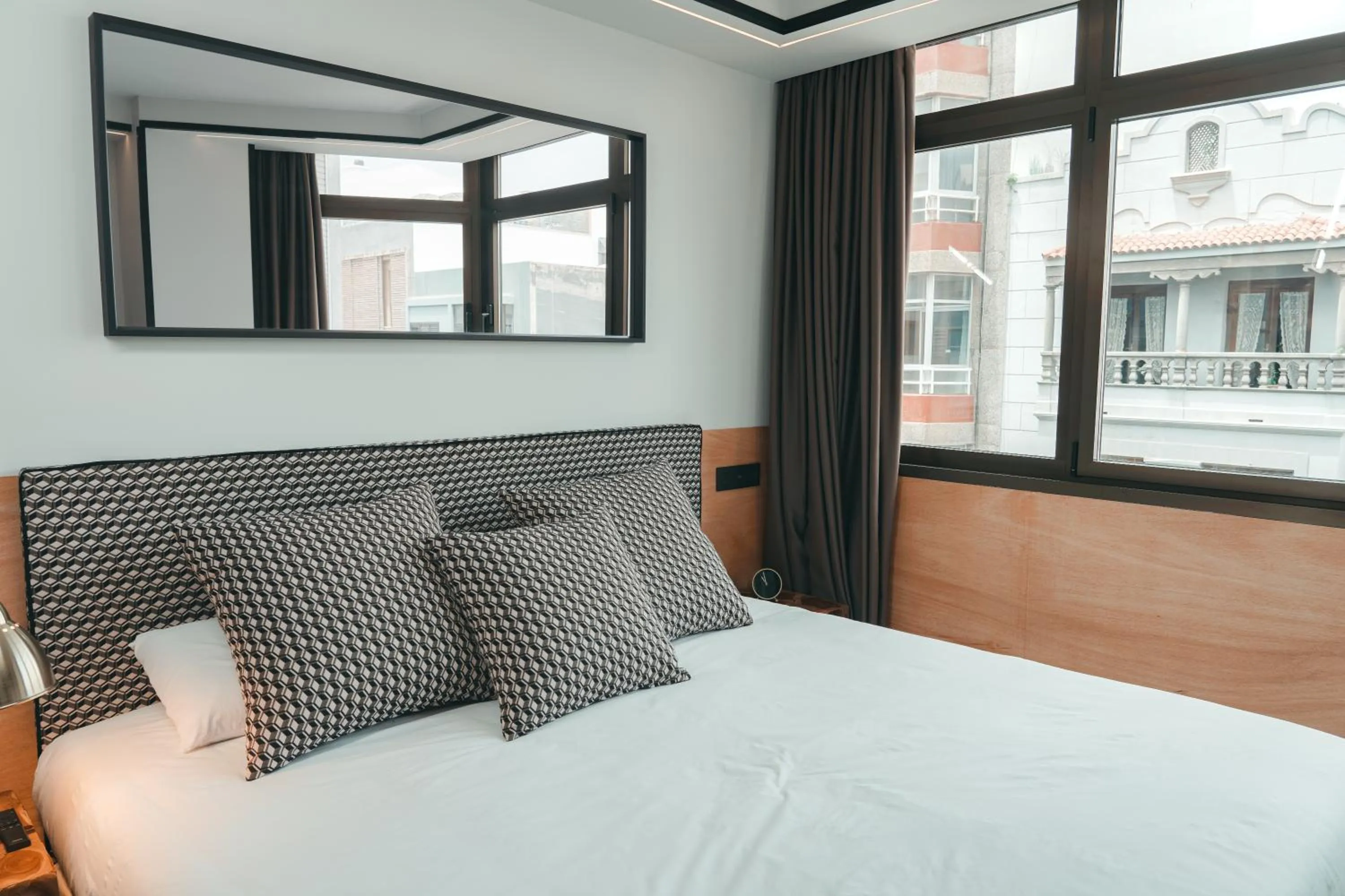 Bed in Poem Suites, Las Canteras