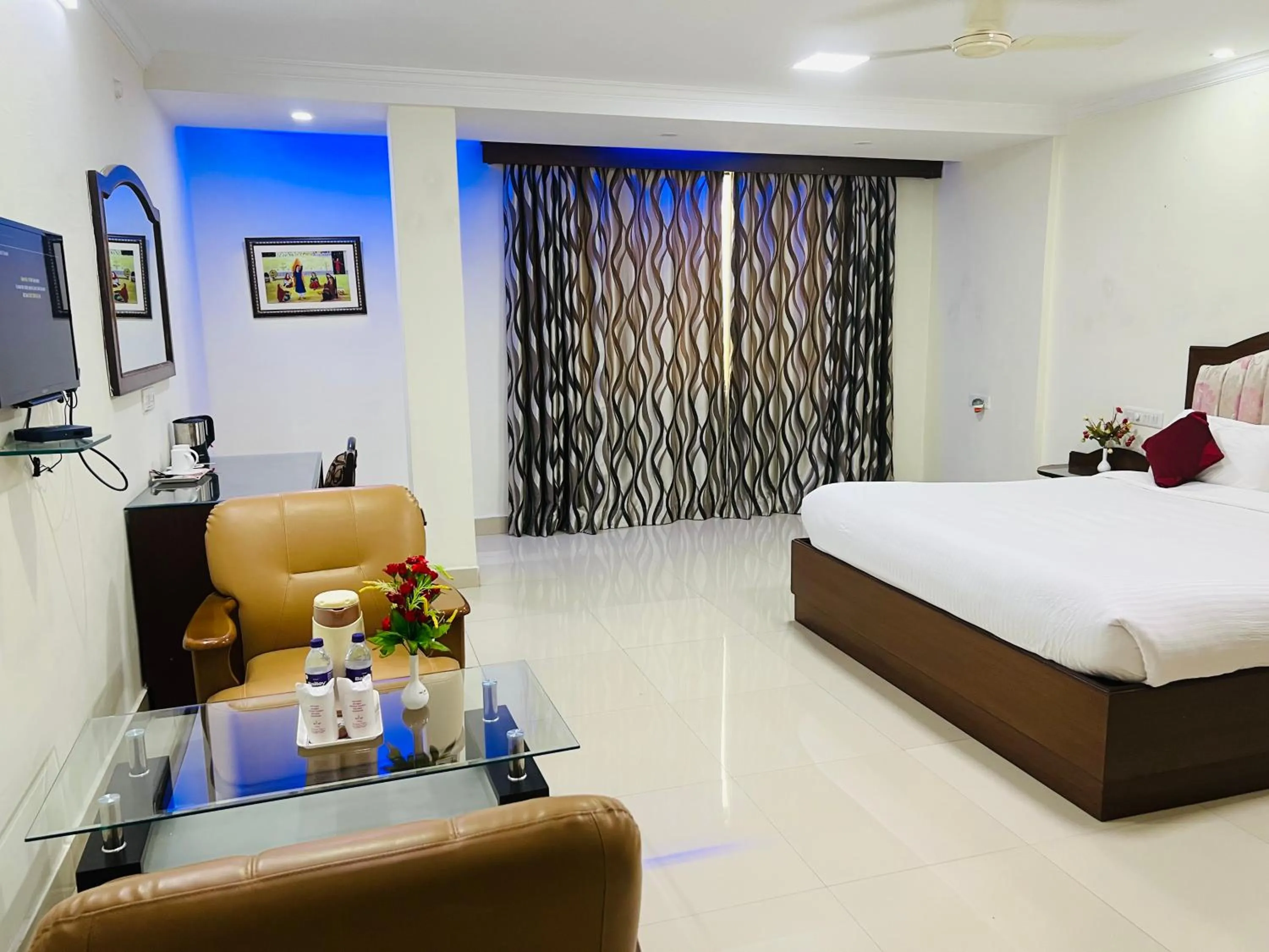 Photo of the whole room, Bed in Bodhgaya Regency Hotel
