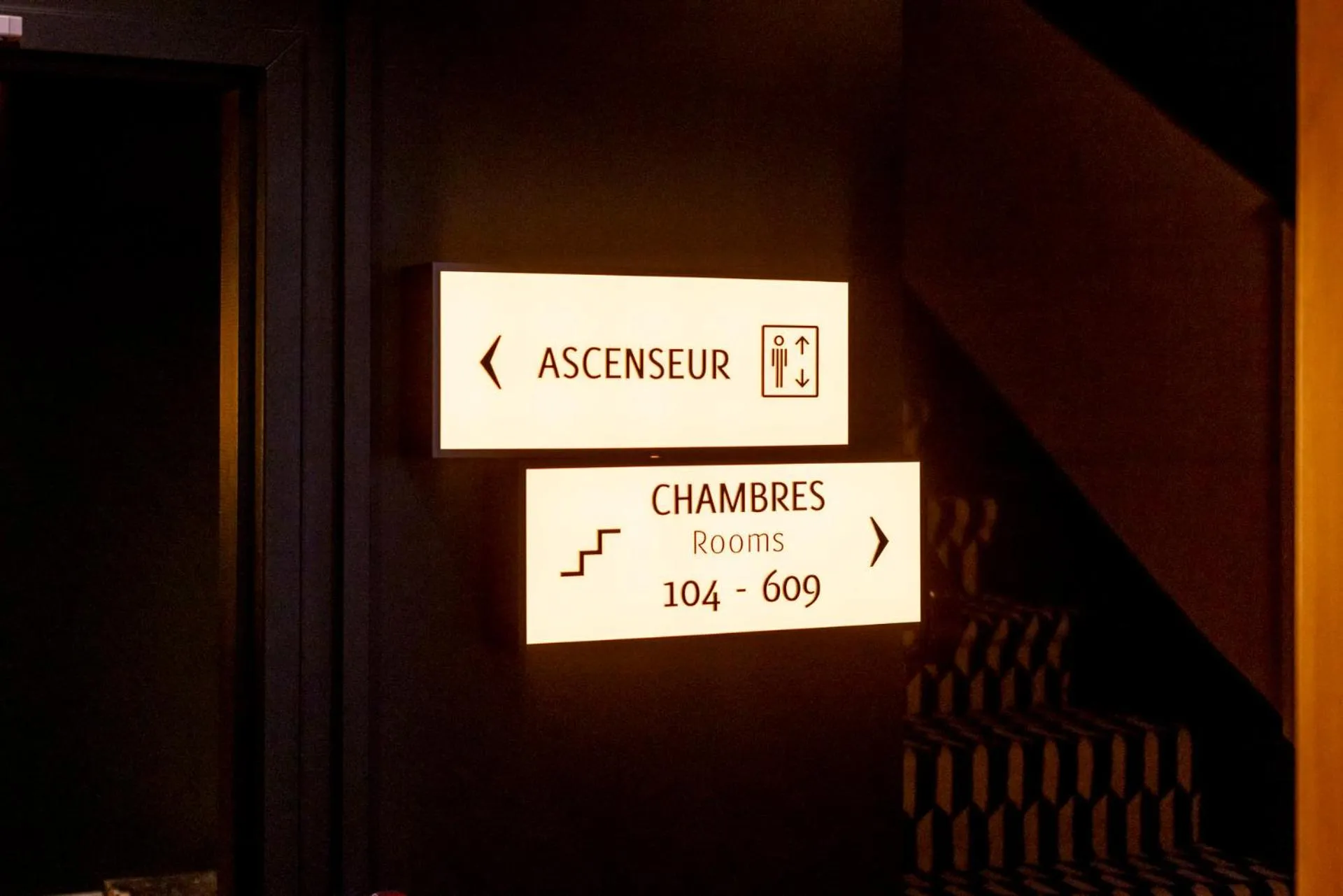 Property building in Hôtel Oratio