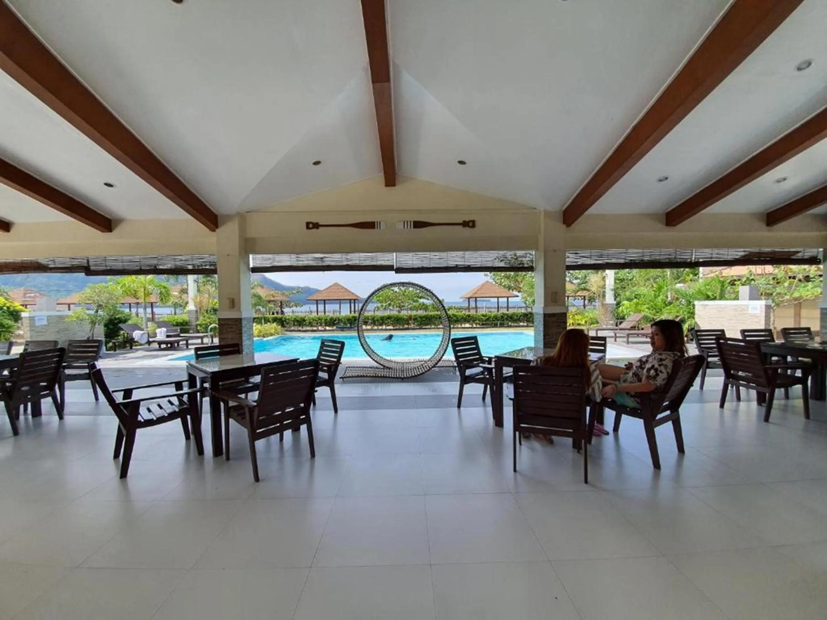 Swimming pool in RSAM Beach Resort by Cocotel