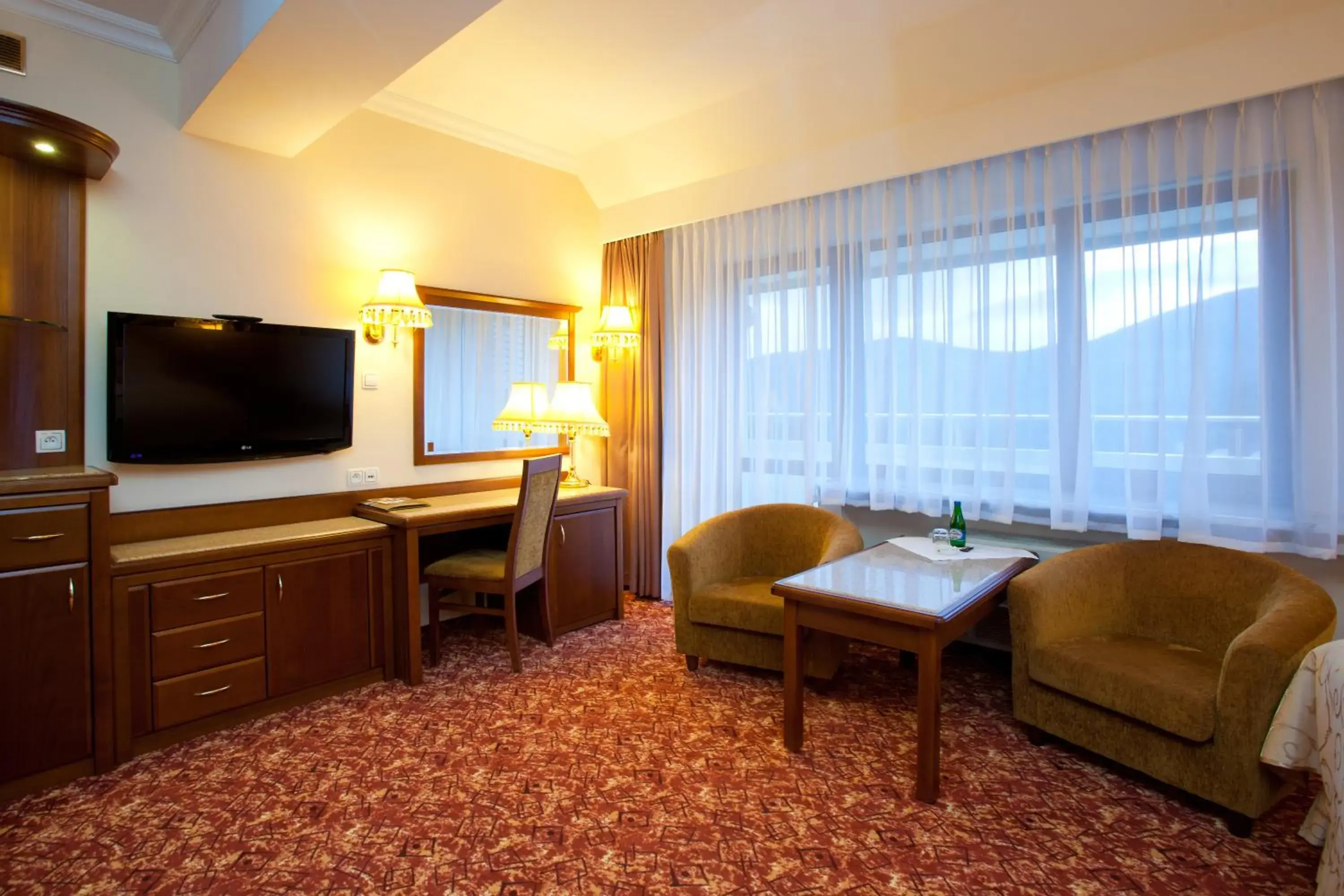 Twin Room with Balcony - single occupancy in Hotel Gołębiewski Karpacz Twin Room with Balcony - single occupancy in Hotel Gołębiewski Karpacz