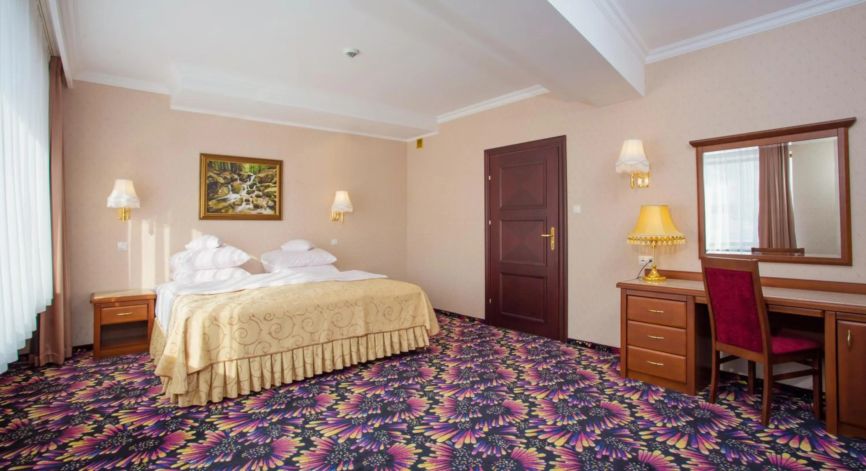 Photo of the whole room, Bed in Hotel Gołębiewski Karpacz